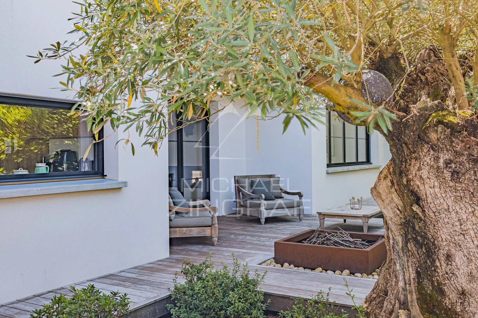 Zeitgenössisches Haus – Eleganz und Komfort im Herzen des Bassin d’Arcachon