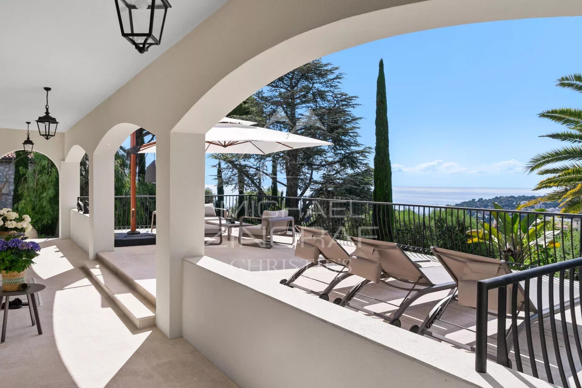 Roquebrune-Cap-Martin - Brand-new villa à côté de Monaco