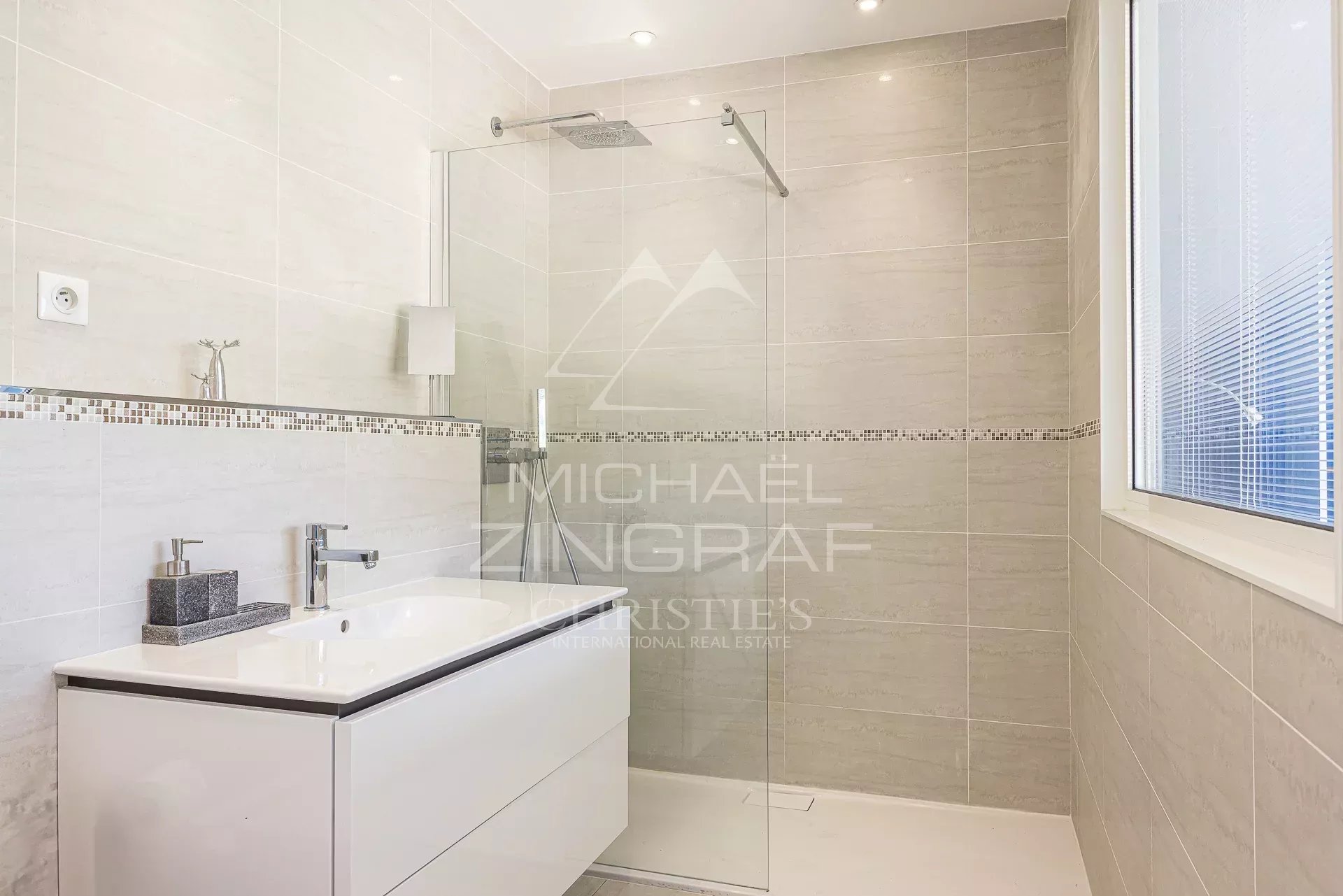 Villefranche-sur-Mer – Superbe villa contemporaine avec vue mer