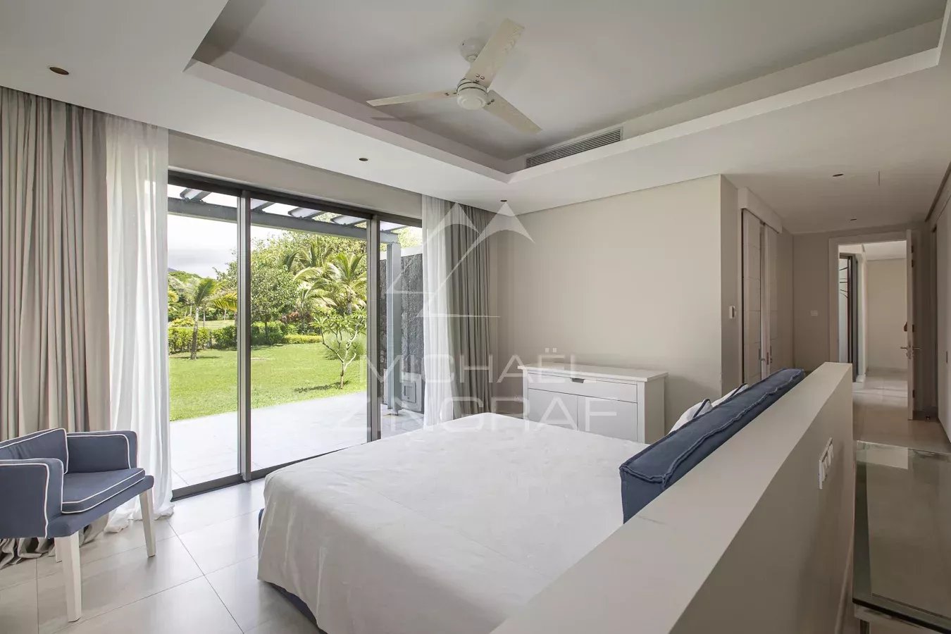 Außergewöhnliche Villa im Herzen des Wohnviertels The Gardens