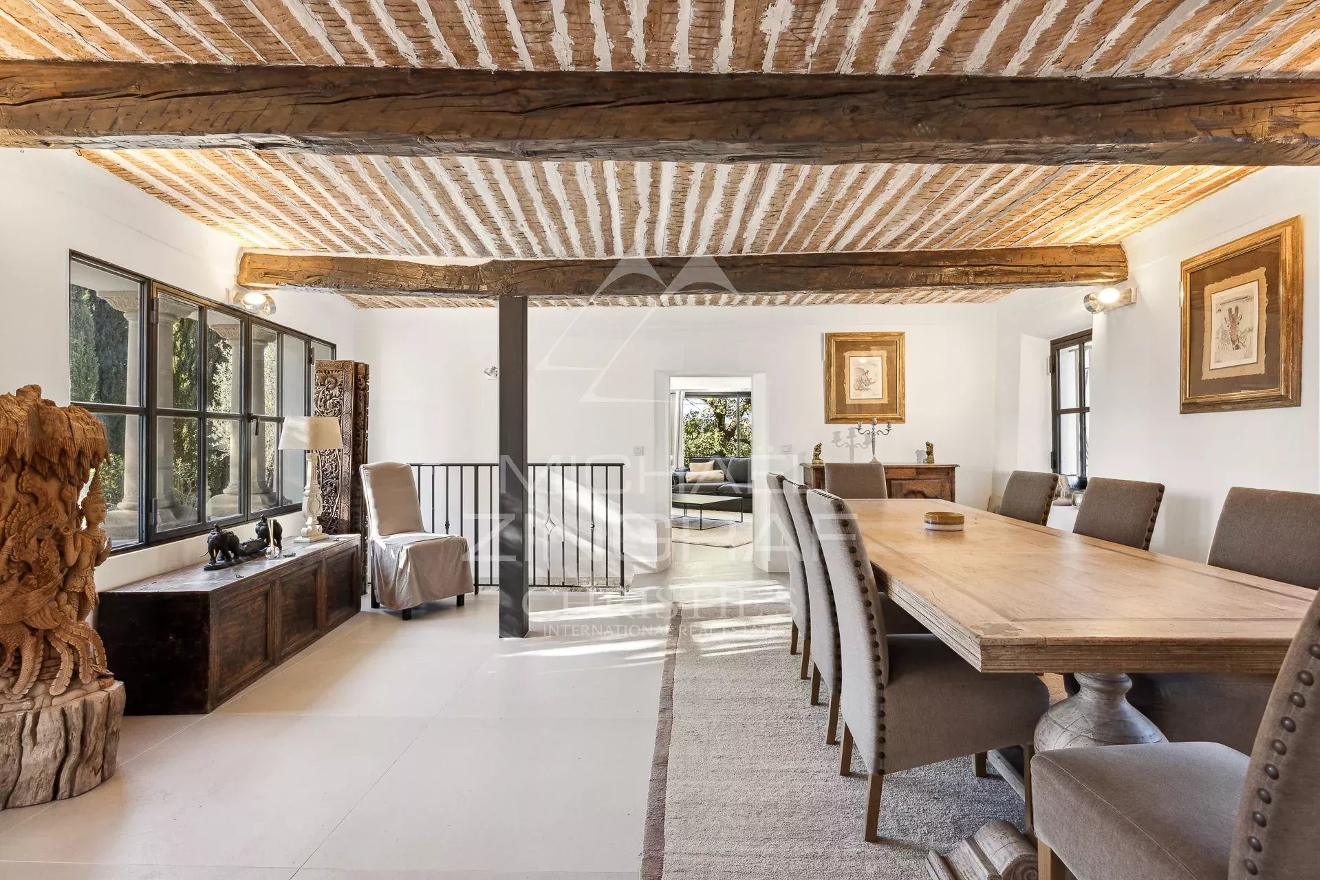 Mougins - Location longue durée - Villa 5 chambres entièrement rénovée