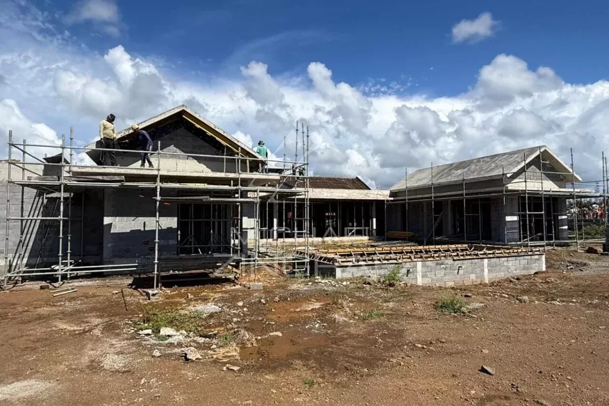 Villa de luxe de 5 chambres en première ligne de golf au Nord