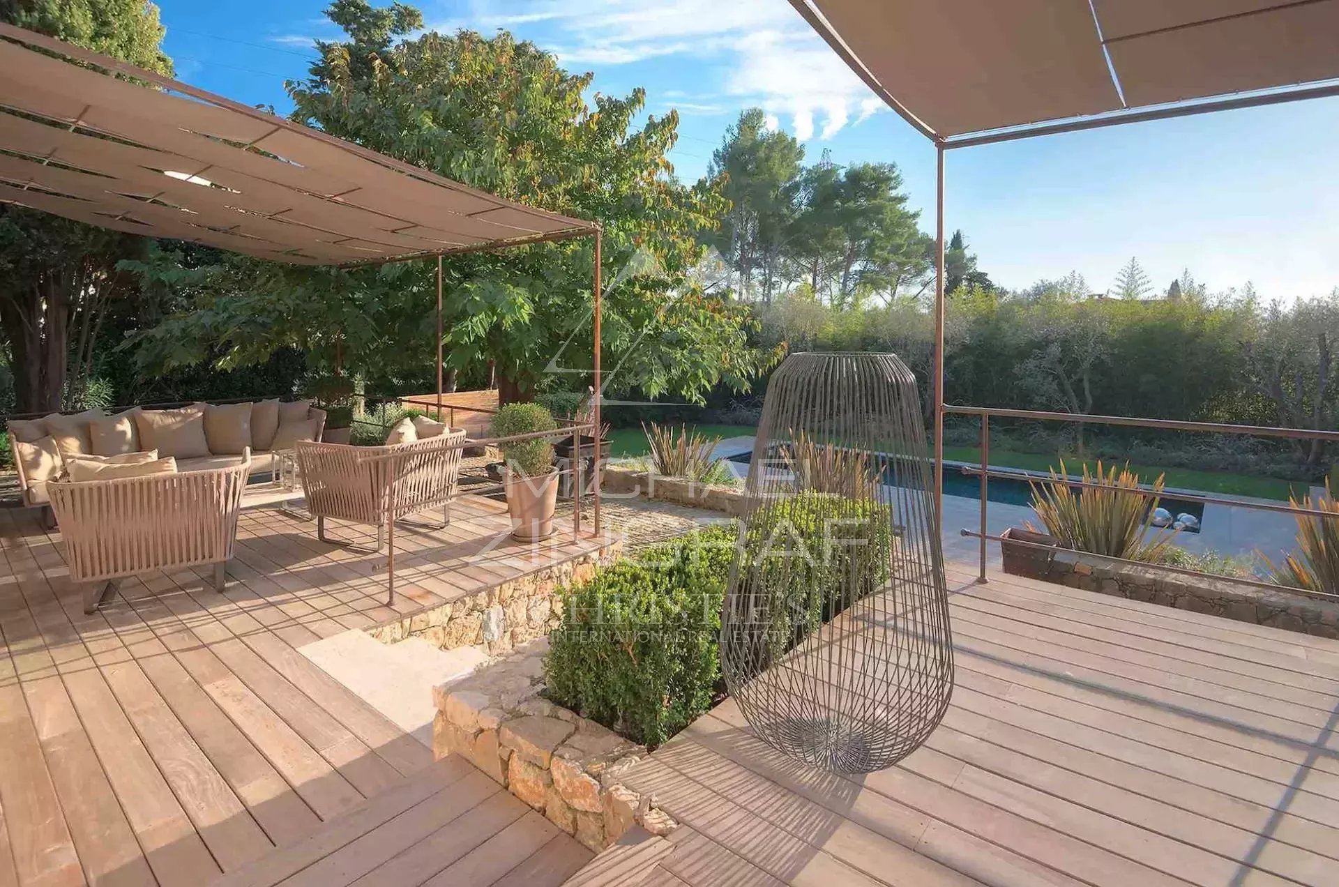 Mougins – Wunderschöne renovierte Bastide