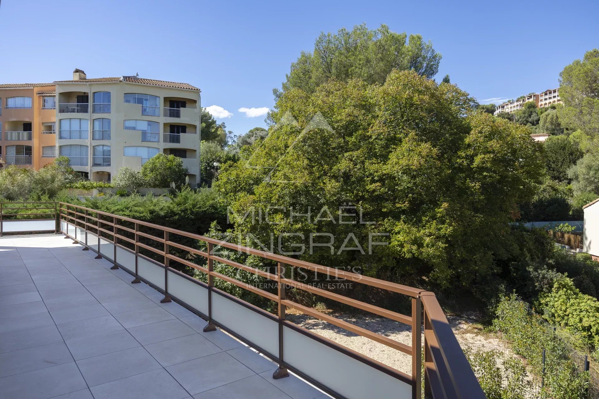 Saint-Raphaël - New apartment in a sought-after neighborhood