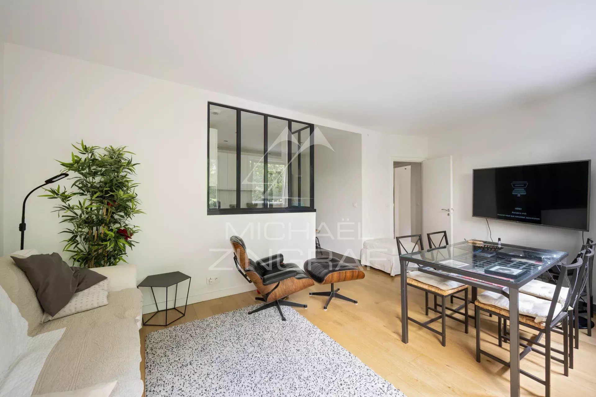 A vendre - 2 Pièces - Inkermann-  Jardin - Lycée Pasteur- Bon état