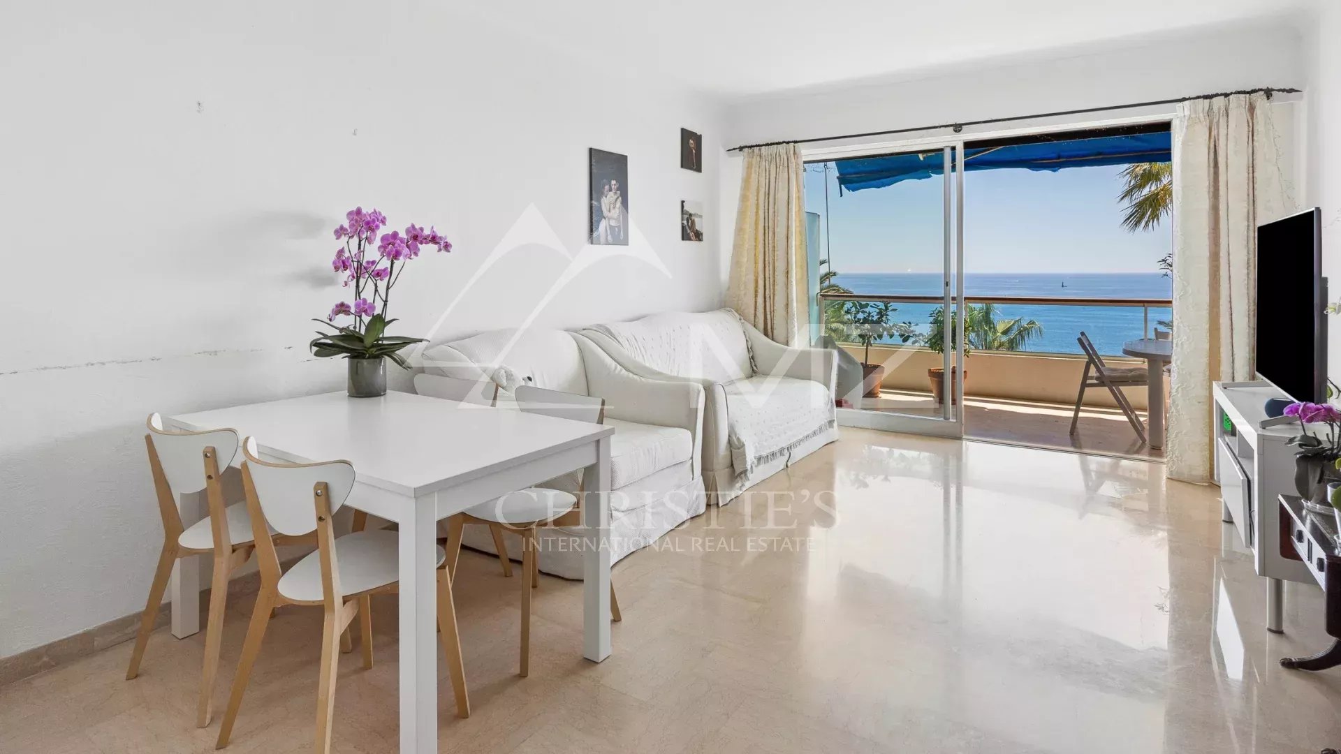 Apartment with High Potential in the Sought-After California District