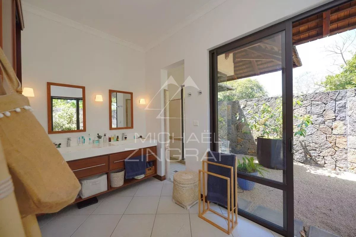 TAMARIN: Villa d'exception sur un domaine de golf