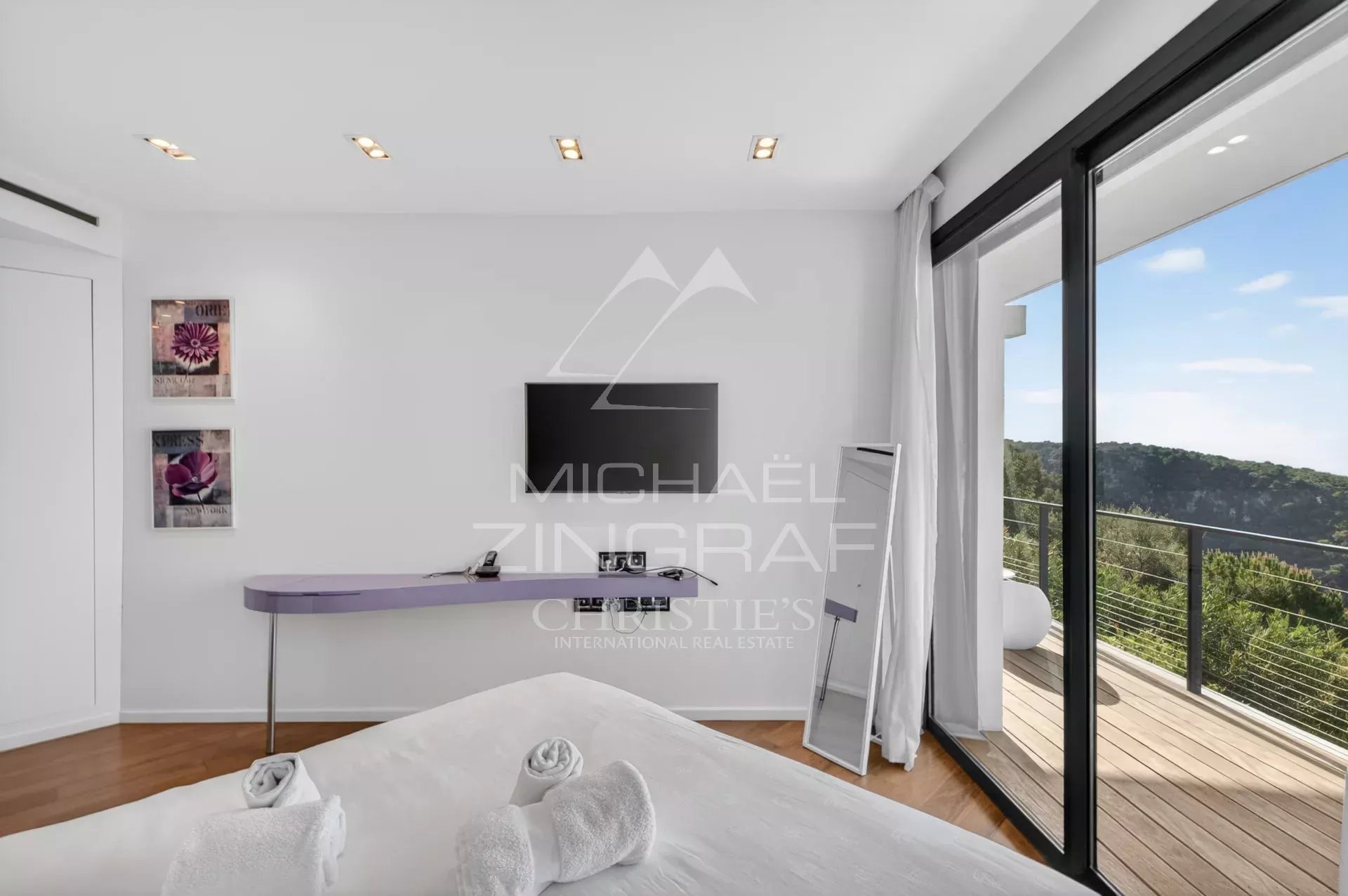 Magnifique Villa Contemporaine à louer vue mer imprenable proche Monaco