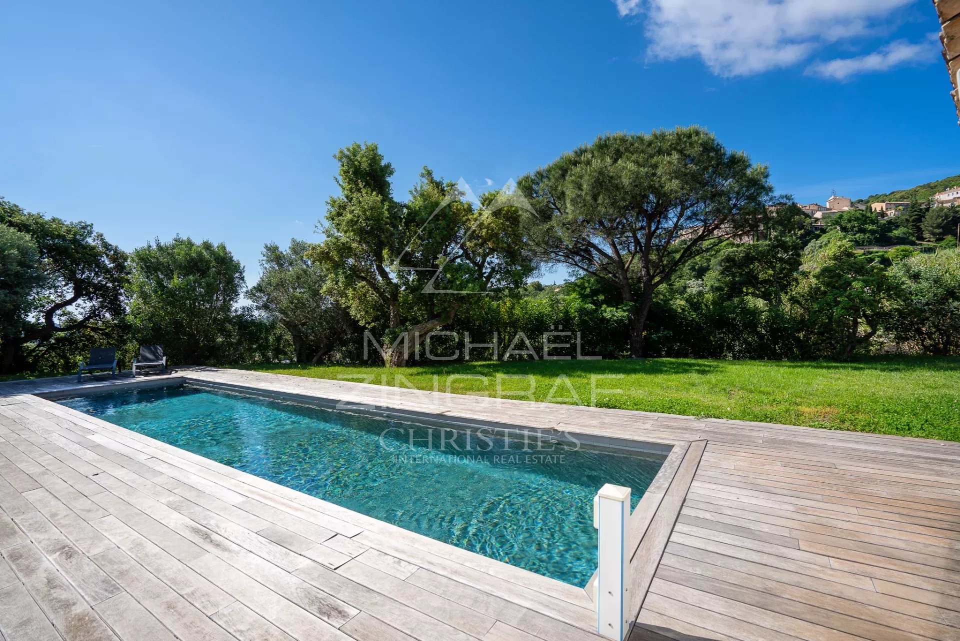 Ramatuelle – Vue imprenable sur la mer et le village