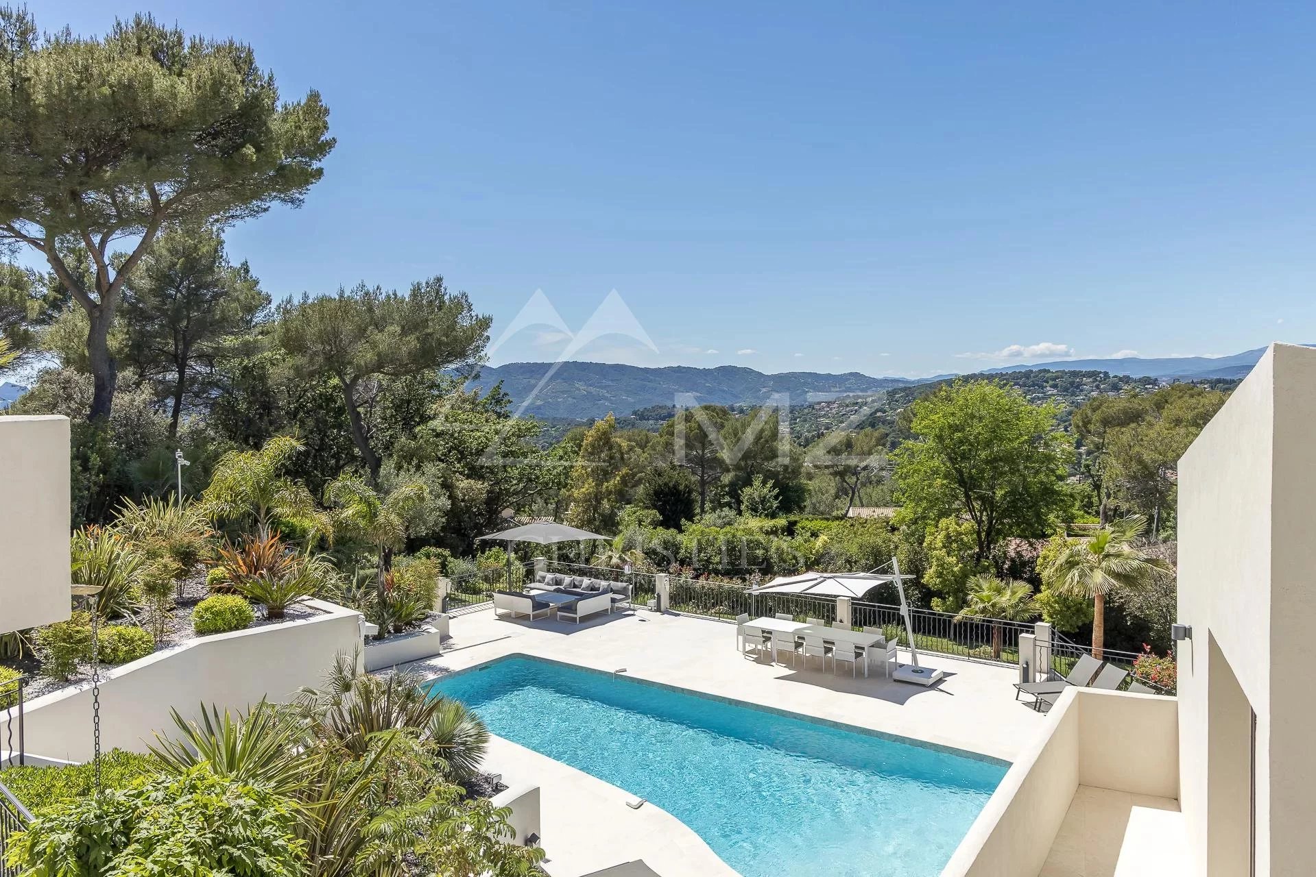 MOUGINS RESIDENTIAL AREA - VILLAGE AND HILLS VIEWS