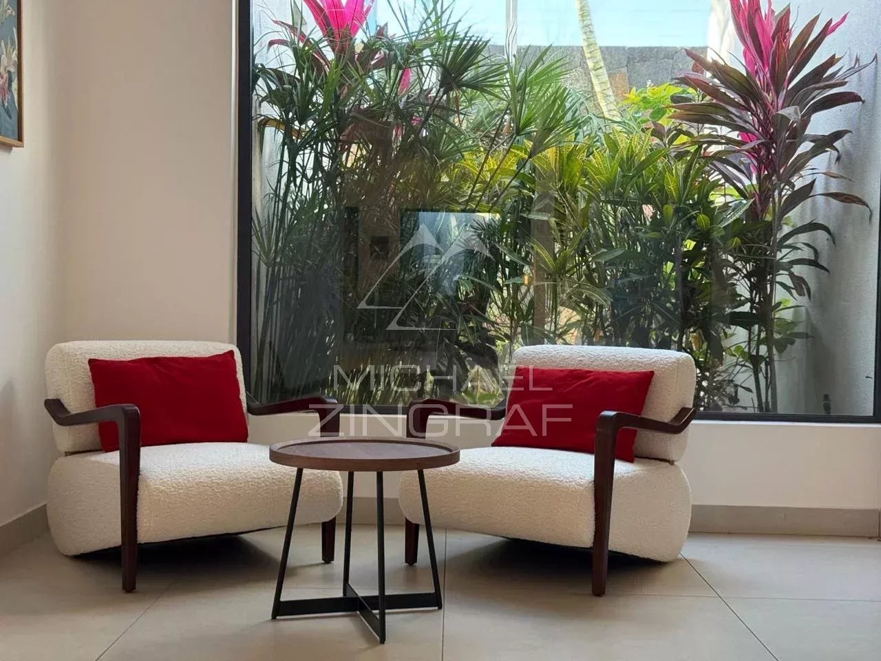 Exklusive Villa in einer Residenz in Pereybere