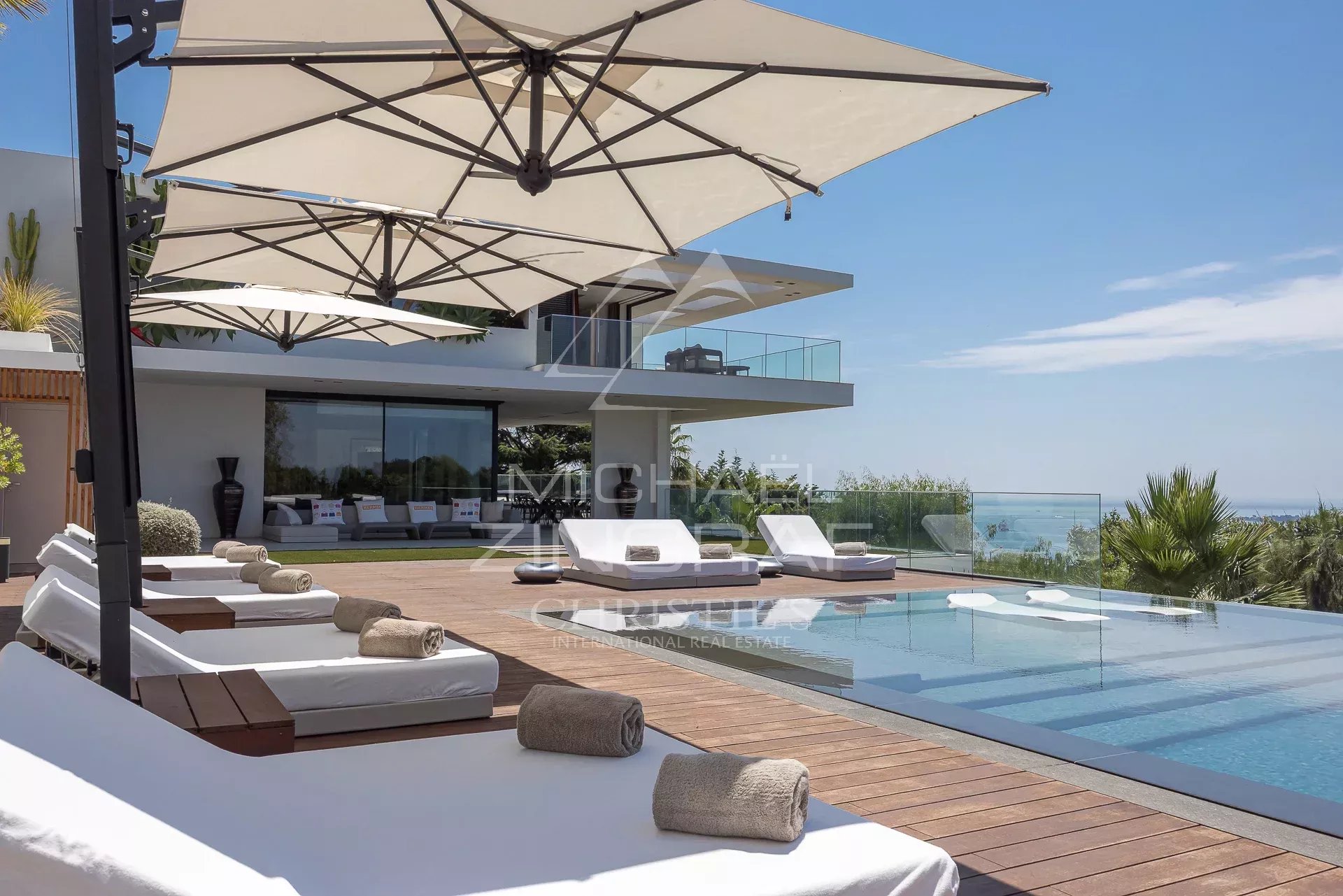 Cannes – Panoramic sea view