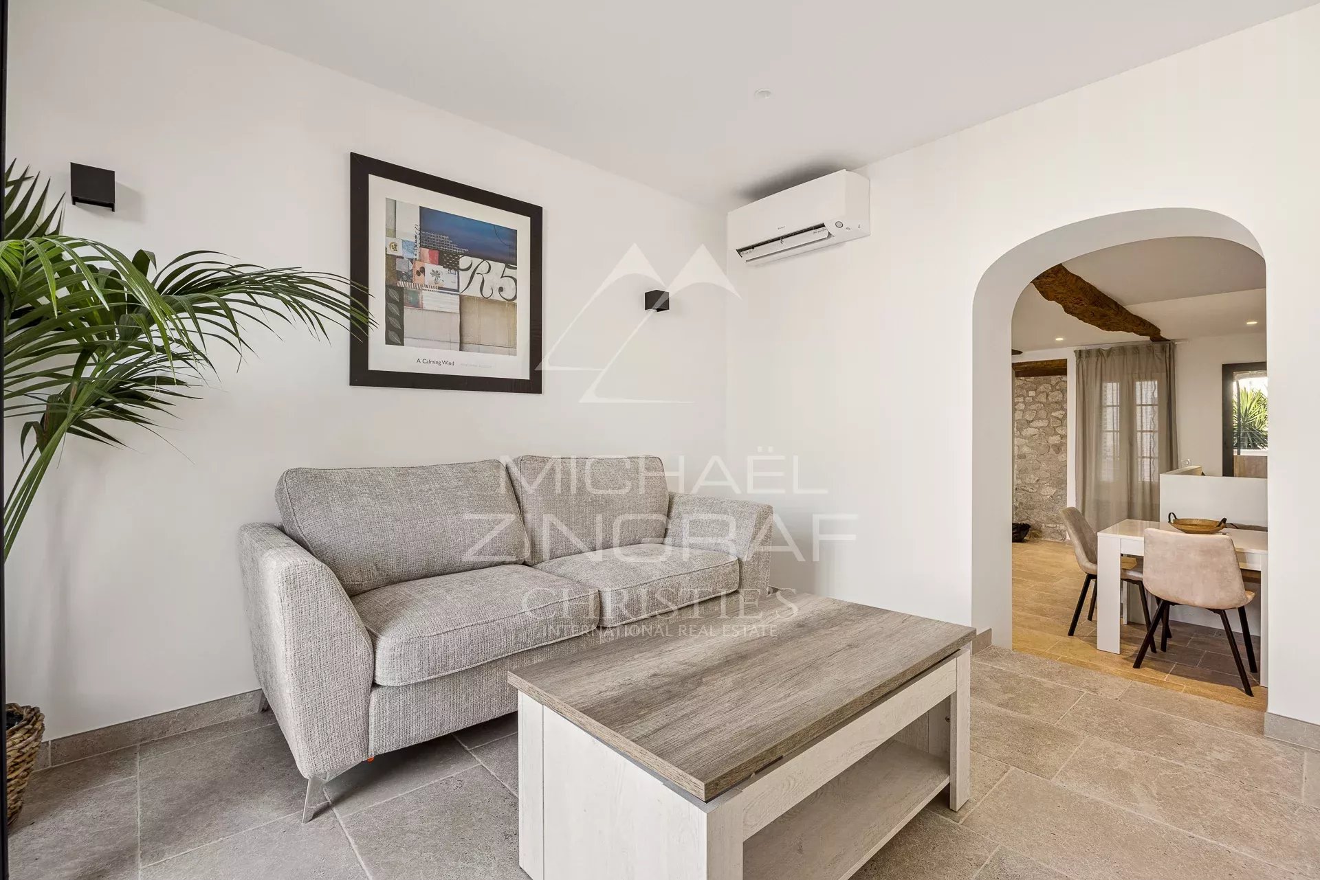 Duplex de charme au cœur du Vieil Antibes