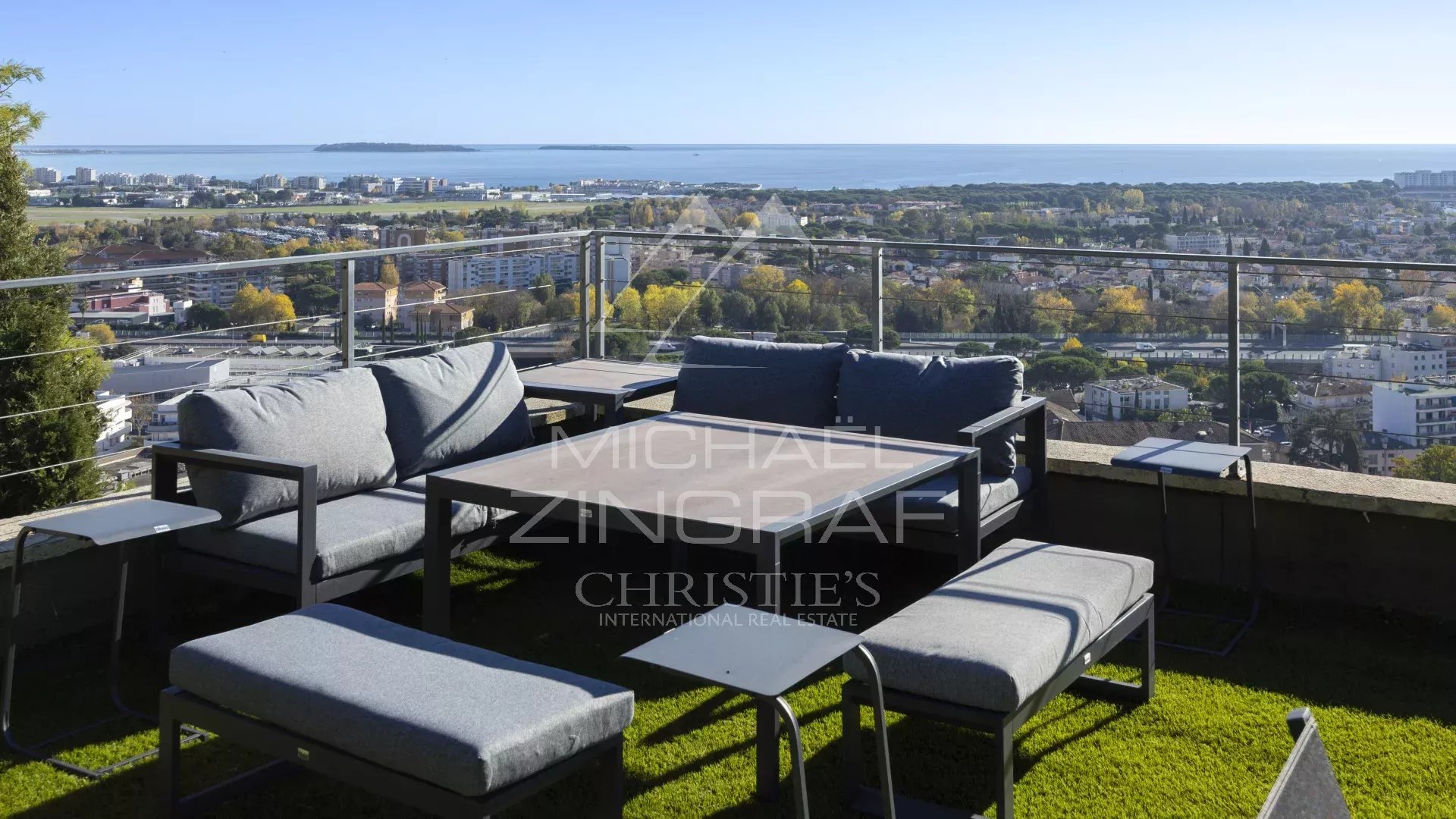 Maison contemporaine proche du centre-ville