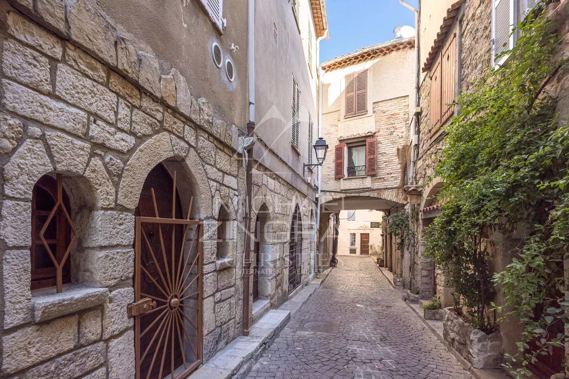 Charming Property – Old Antibes – Just Steps from the Ramparts
