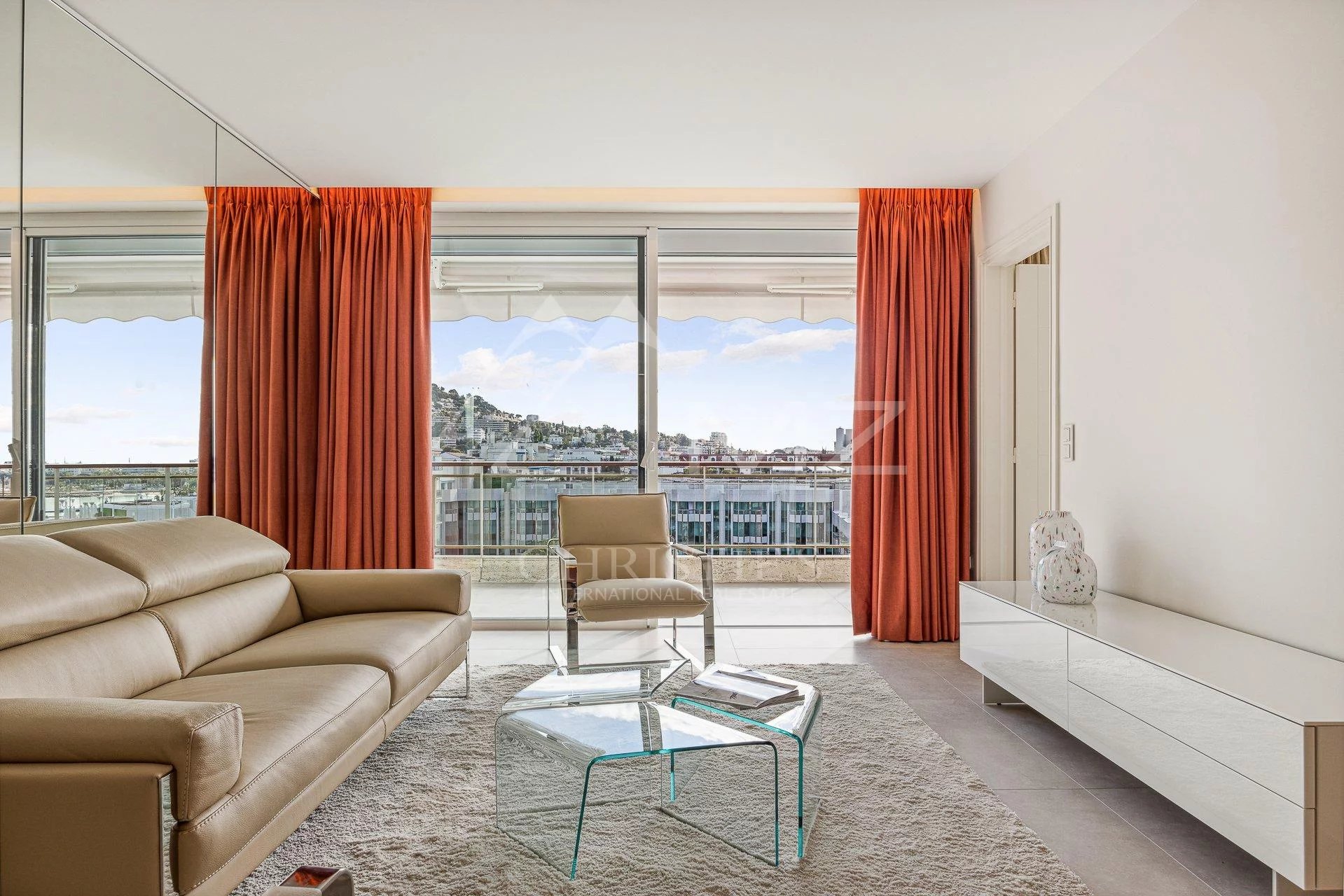 Cannes Croisette - Grand Hôtel - 3 Zimmer mit Meerblick
