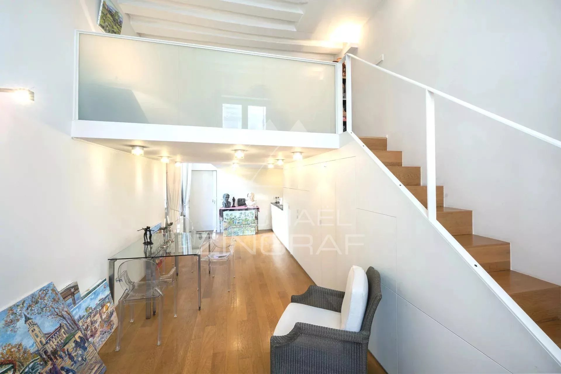 Appartement duplex - 1 chambre - Rue de Beaune Paris VII
