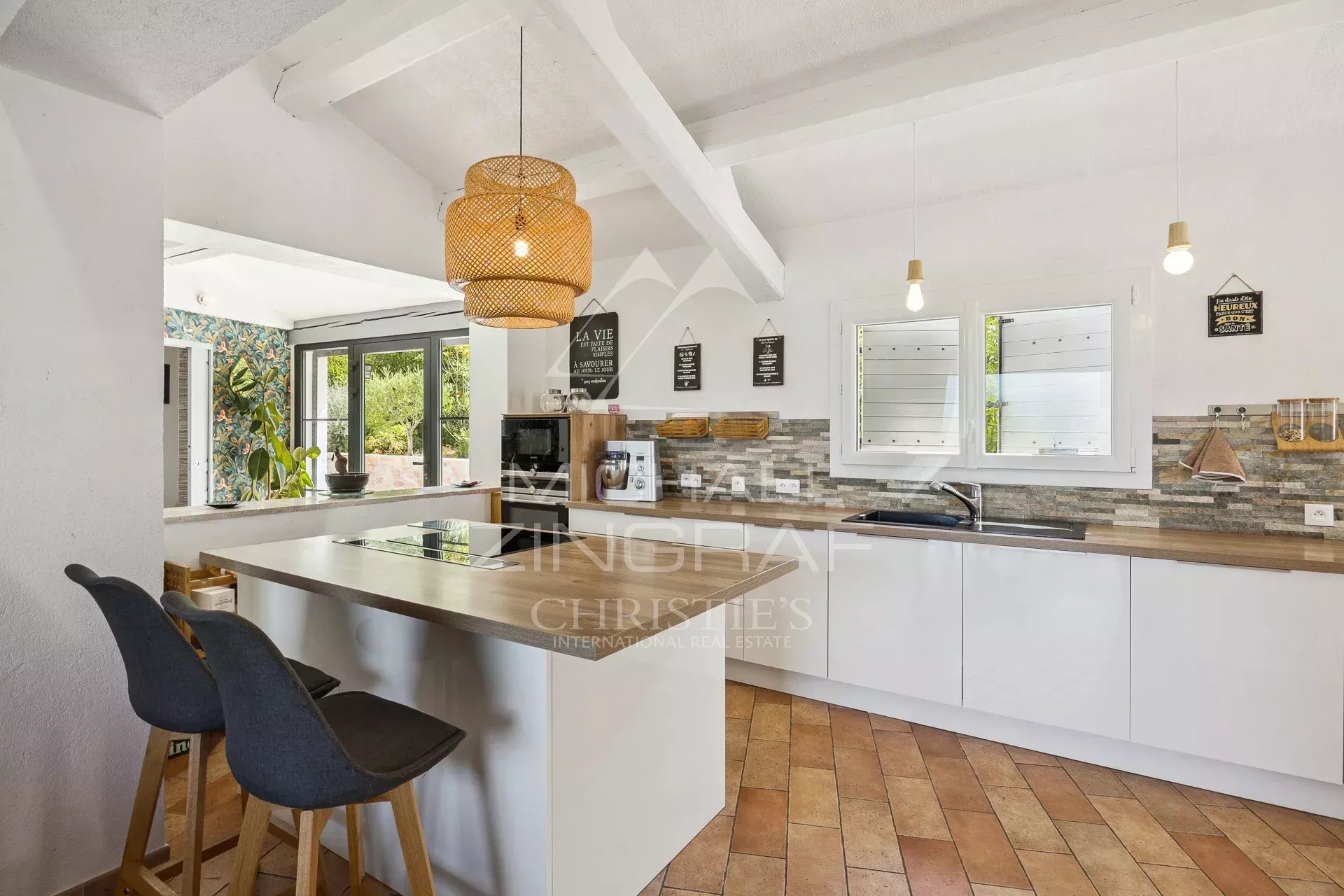 Havre de Paix Lumineux avec Vue Imprenable