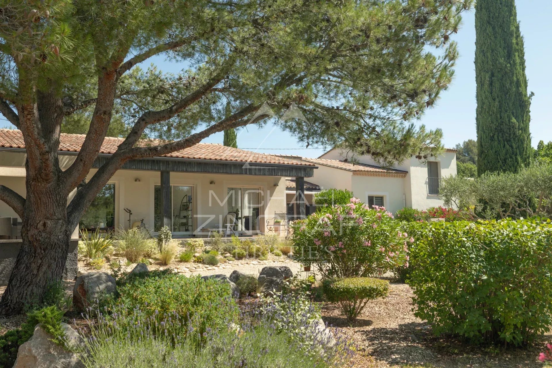 Exceptional Contemporary Villa in the Heart of Nature