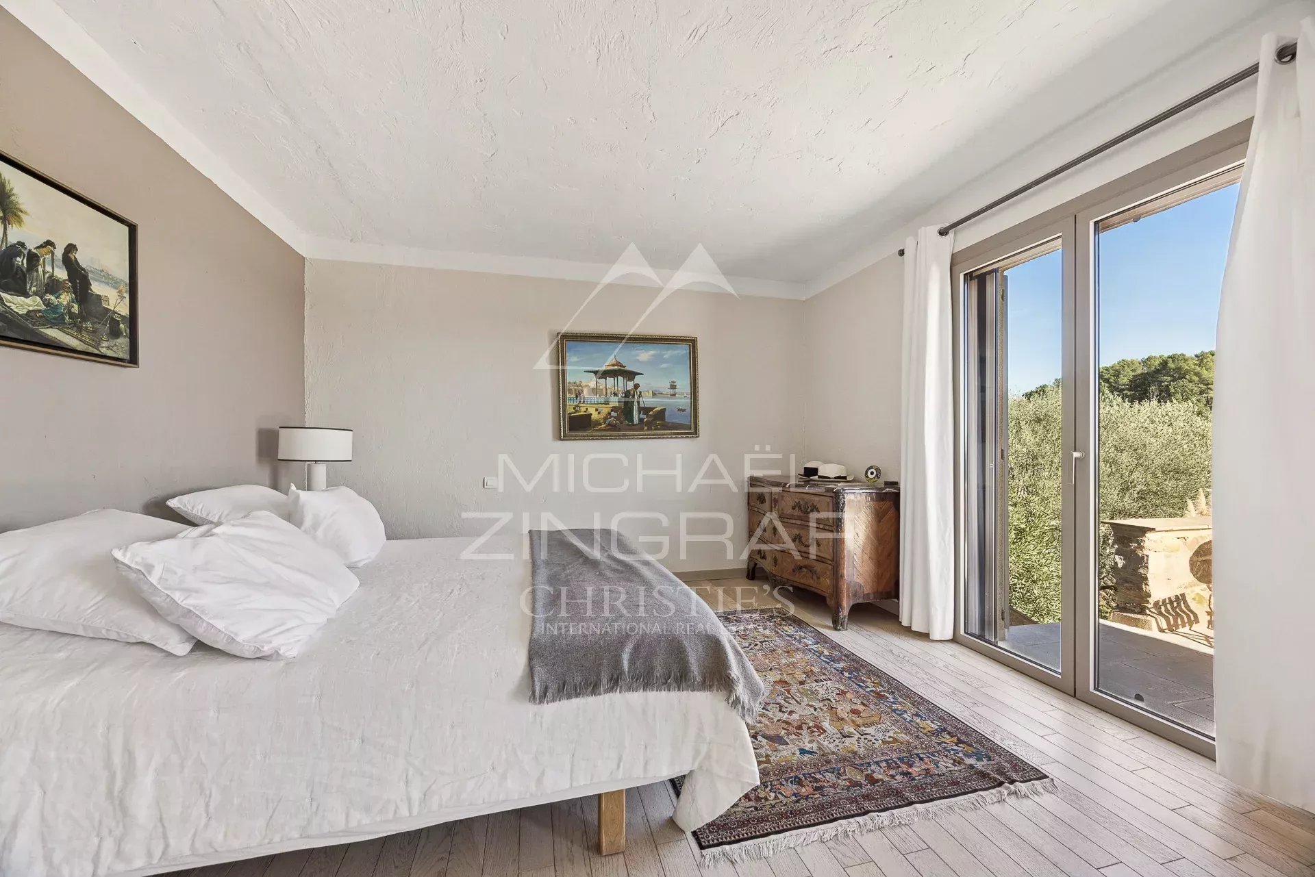 Arrière-Pays Cannois - Villa provençale au calme - 5 chambres