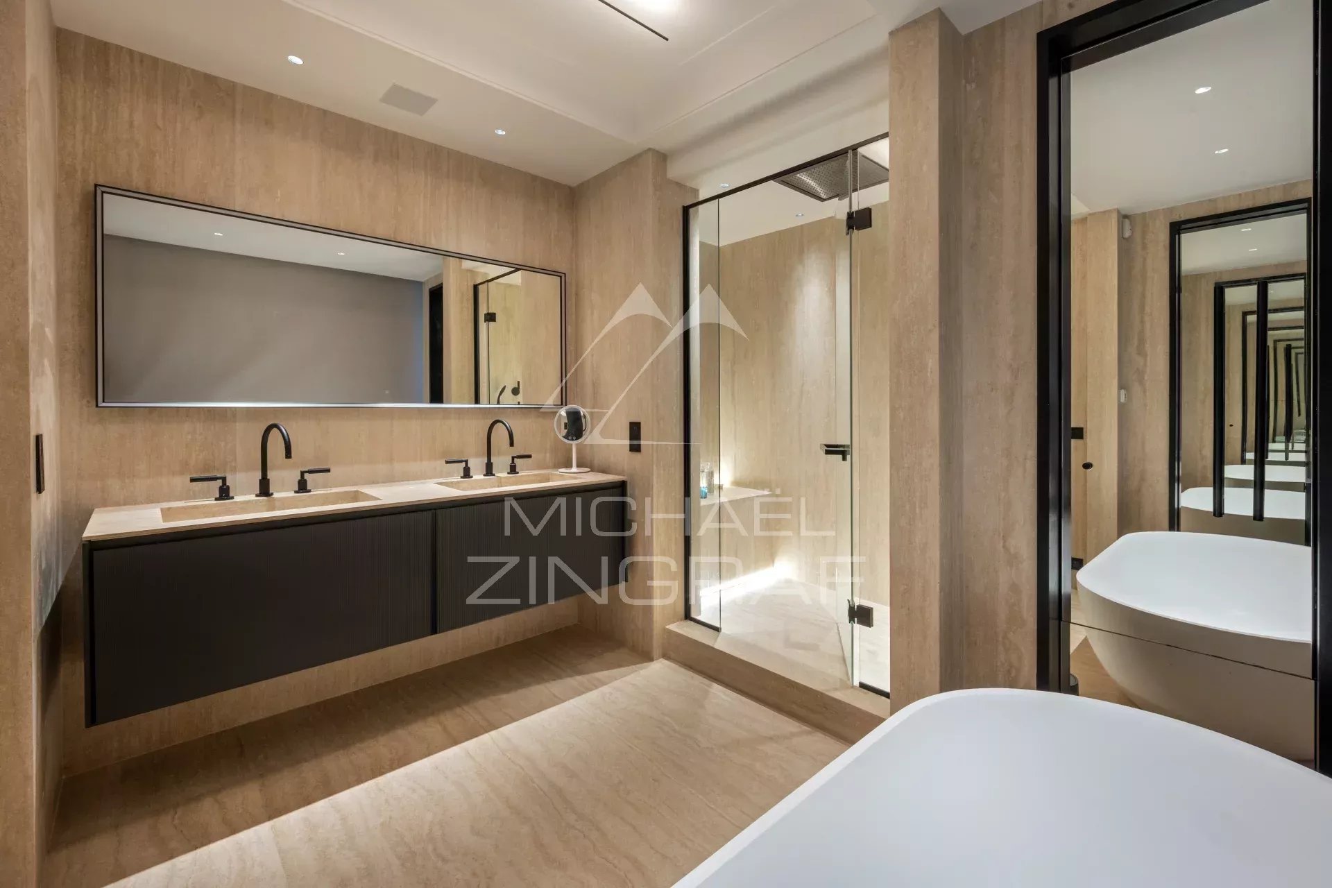 A vendre - Exclusivité - Duplex - Vue Tour Eiffel - Tour Maubourg