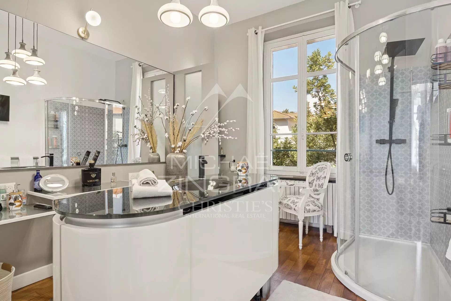 e Cannet Europe – Renovierte Art-Déco-Villa