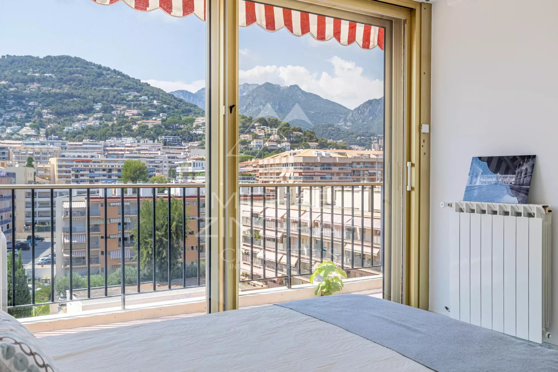 Roquebrune-Cap-Martin - Penthouse mit Panoramablick auf das Meer