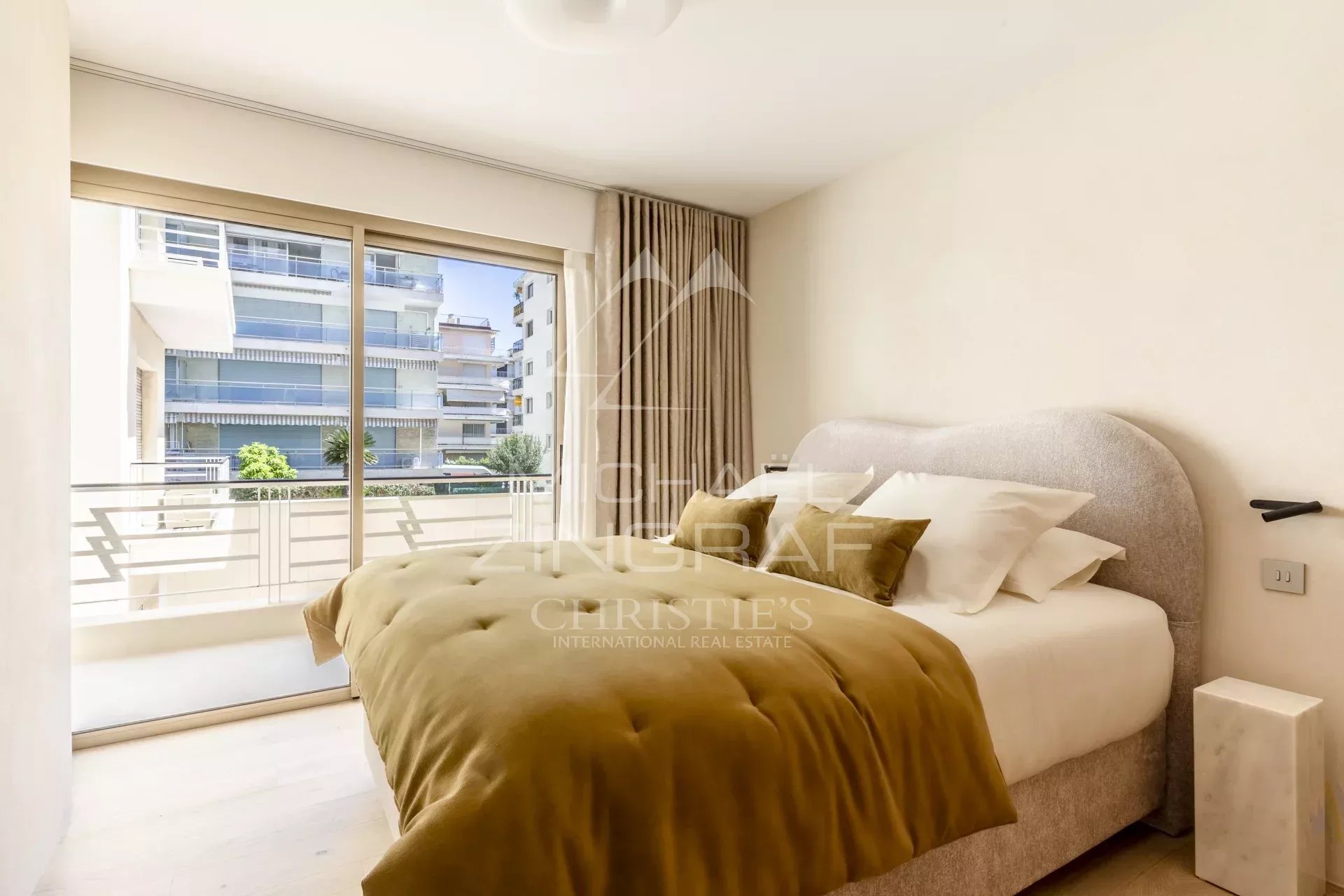 Cannes Croisette – 3-Zimmer-Wohnung – Terrasse – Meerblick