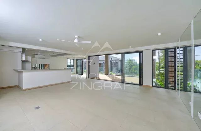 Exceptional Duplex in Pointe aux Canonniers