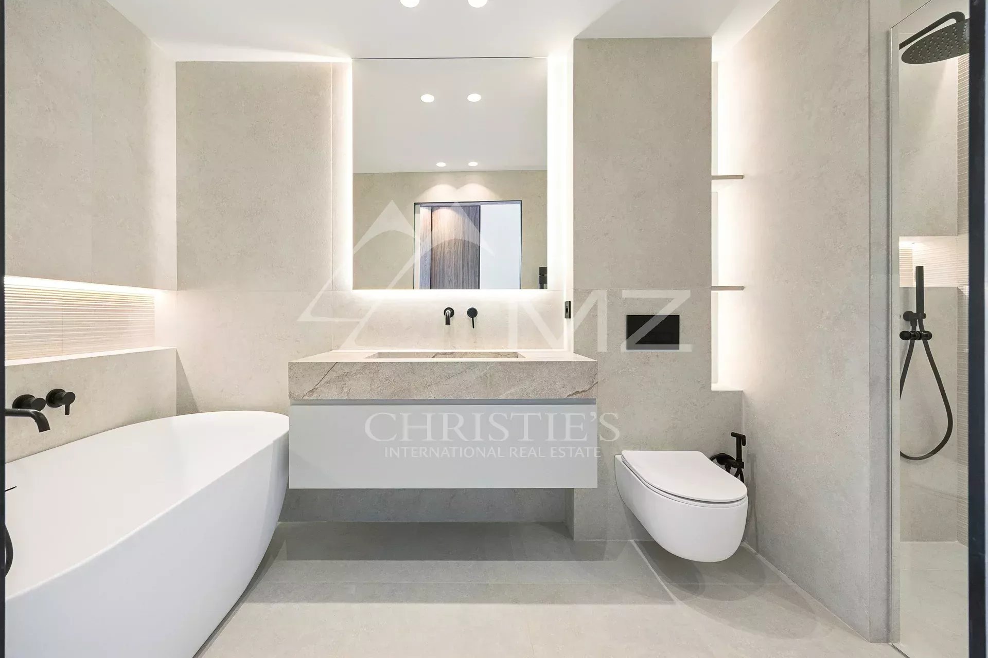 Cannes Oxford, Magnifique vue mer et Estérel