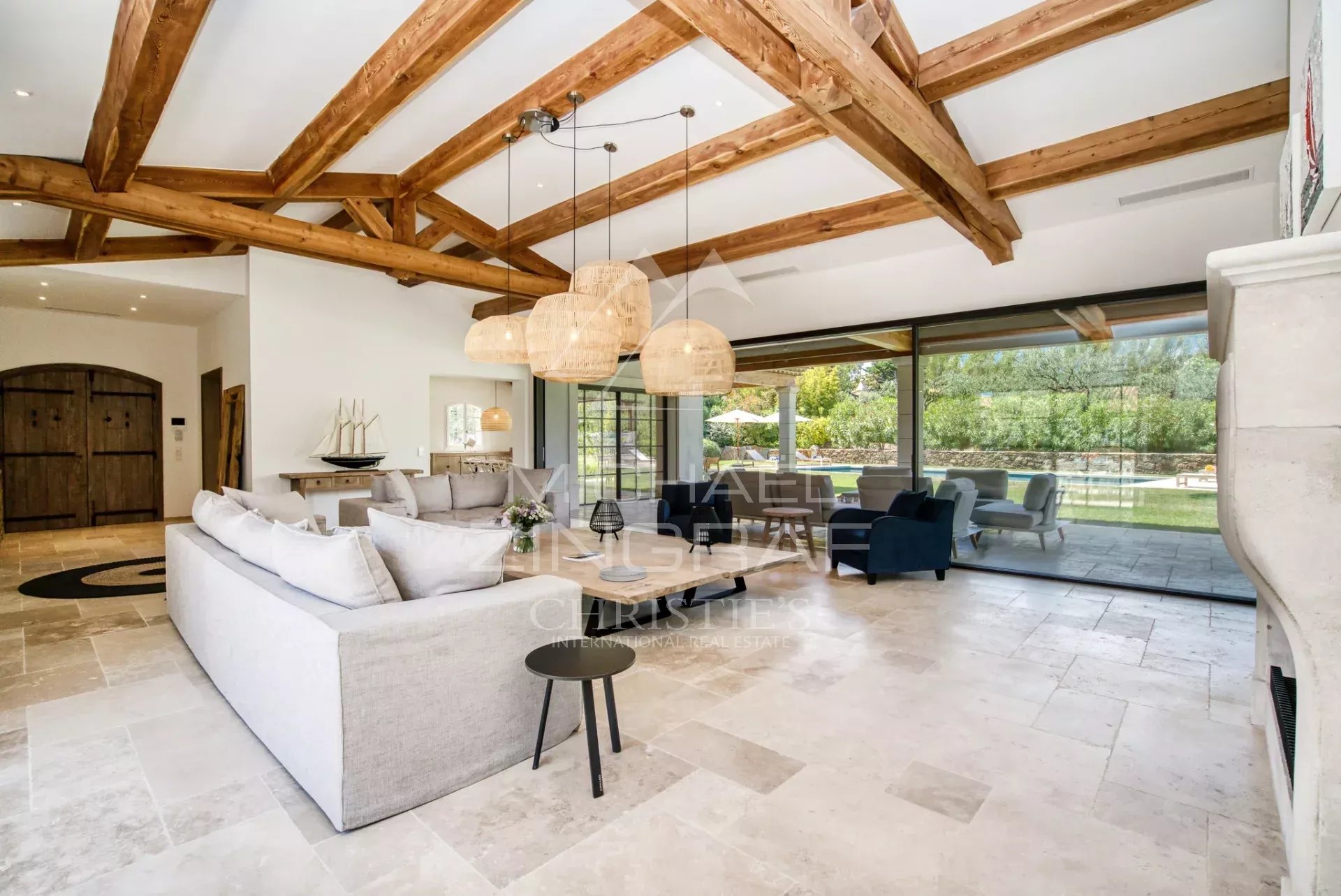 Saint-Tropez – Moderne Villa in Zentrumsnähe