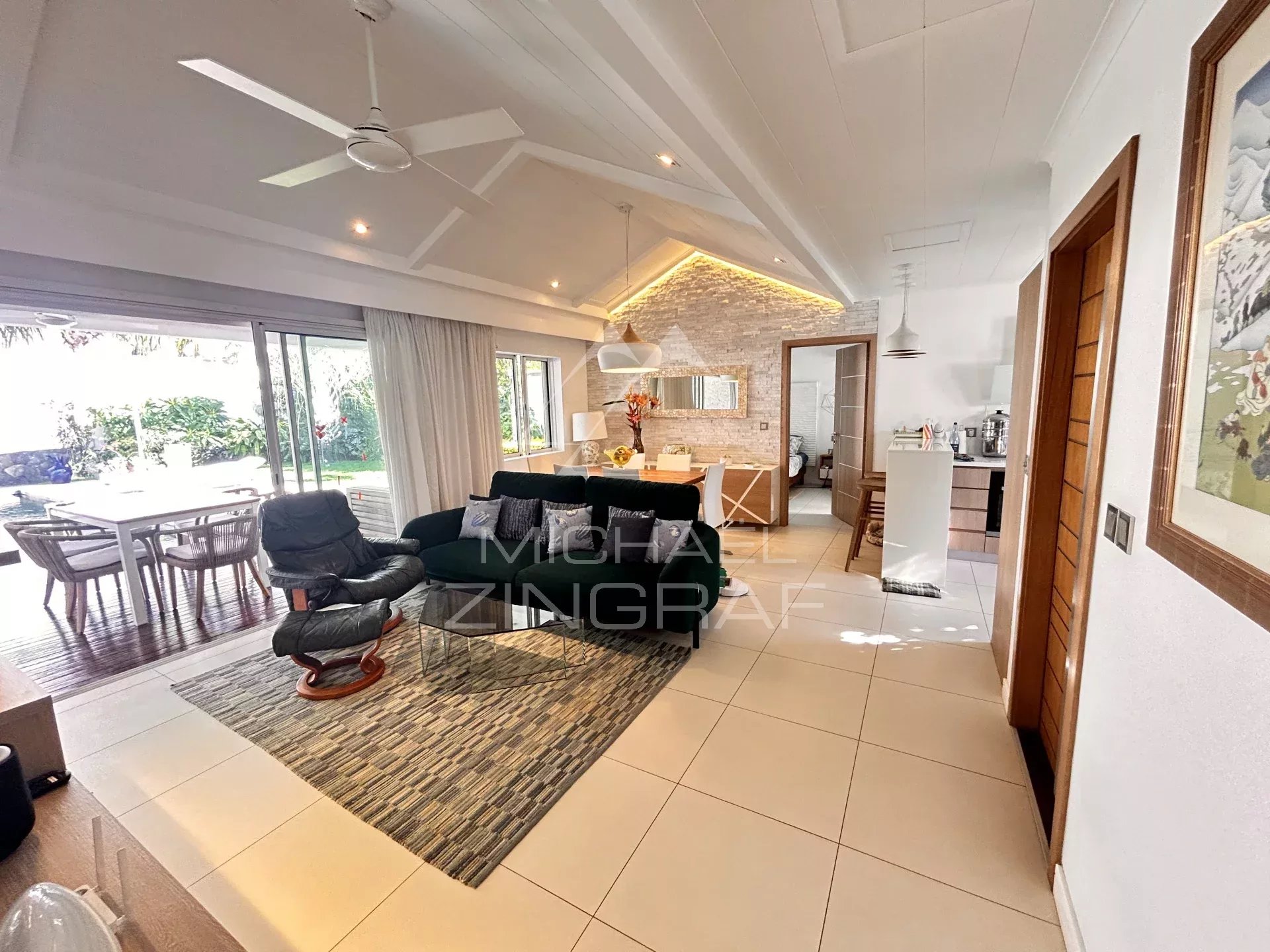 Villa située dans une résidence sécurisée à Grand Baie