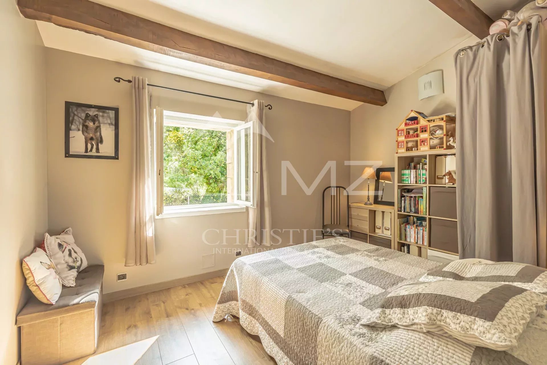 Exklusiv - Mauern - Schönes Steinhaus mit Pool und freiem Blick