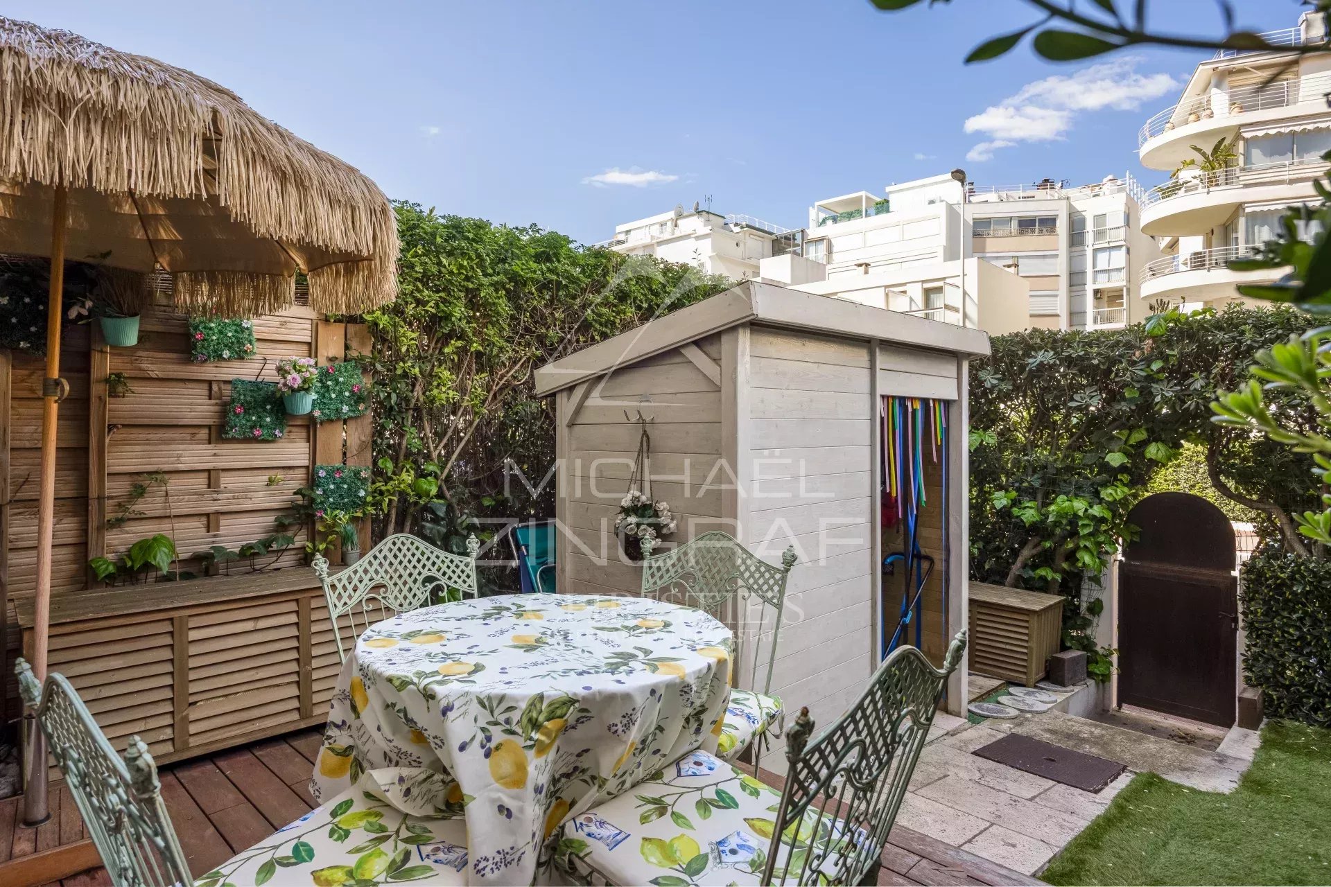 Cannes Palm Beach - Face à la mer, magnifique rez-de-jardin