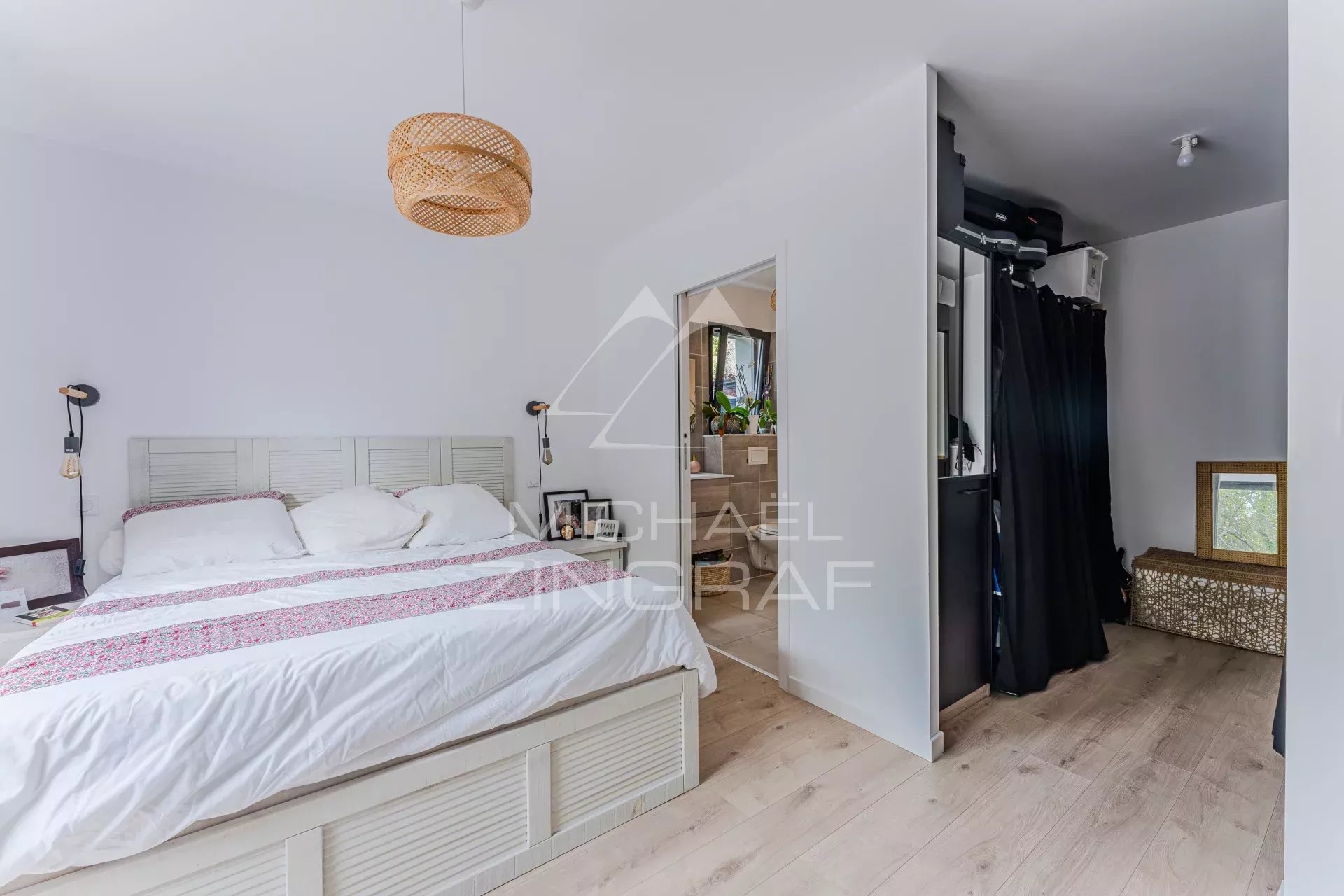 À deux pas du Bassin, une villa moderne prête à vivre