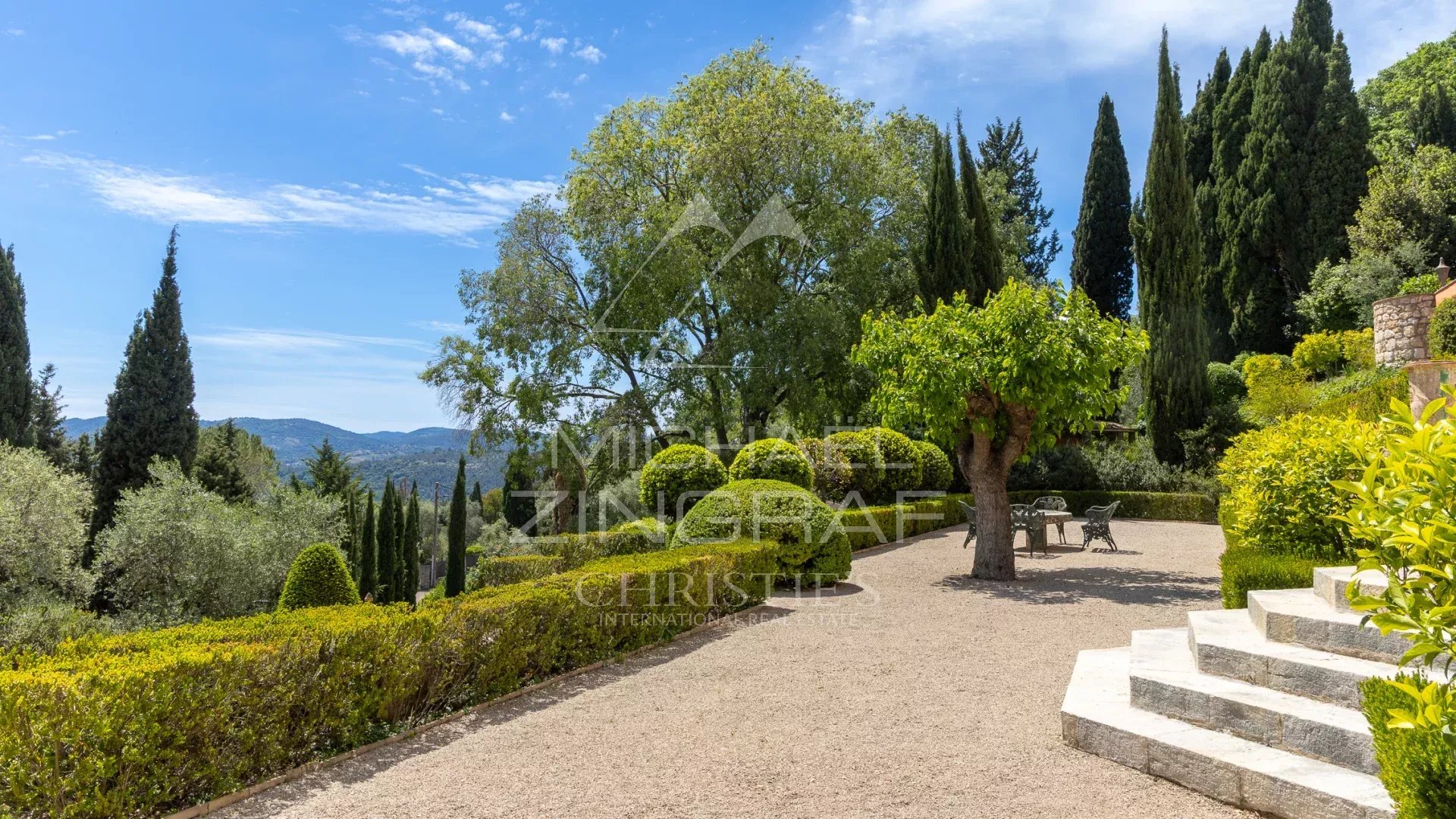 Majestueuse Bastide provençale