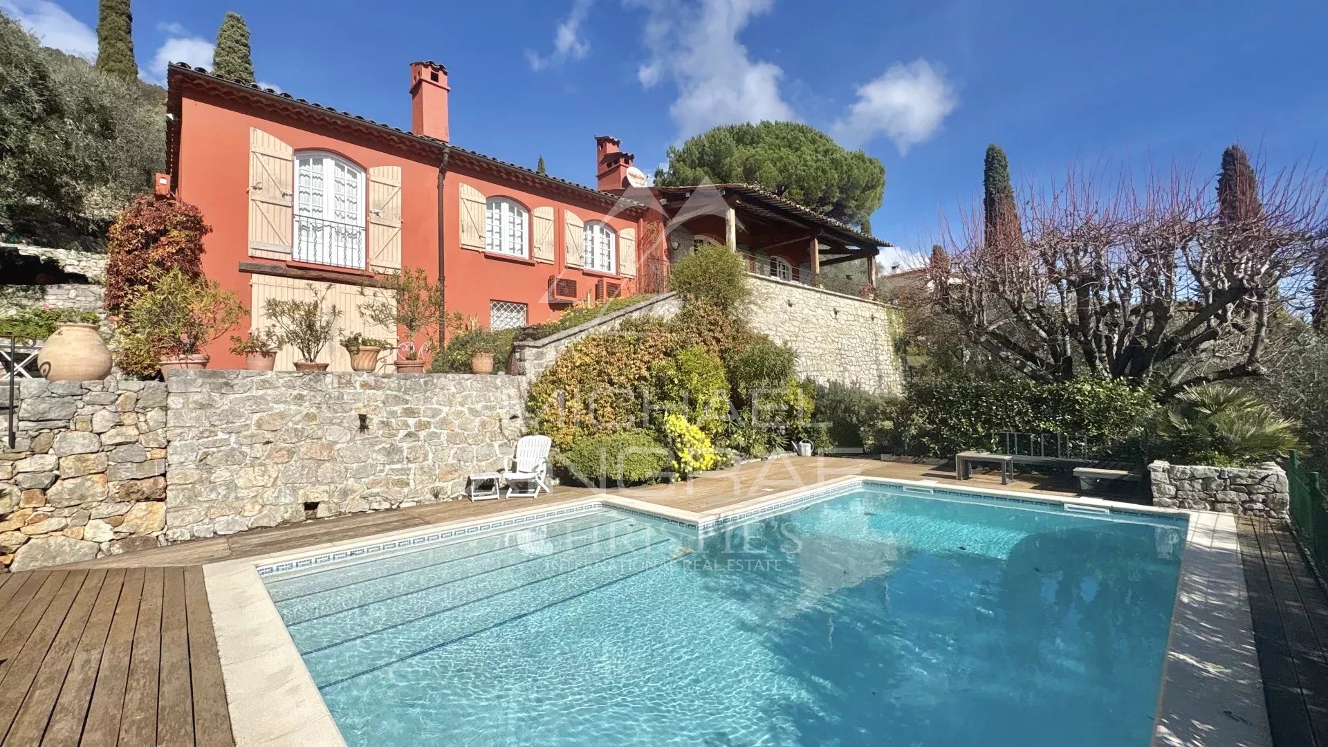 Authentique mas provençal avec vue mer