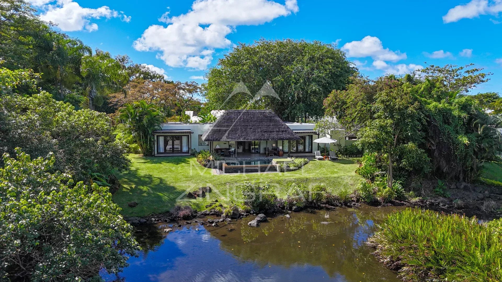 Villa Four Seasons à Anahita : L’Excellence Hôtelière au Service d’un Investissement d’Exception