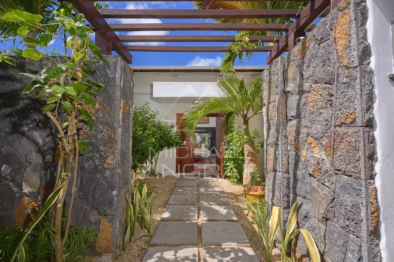 Villa in a Secure Residence in Grand Bay