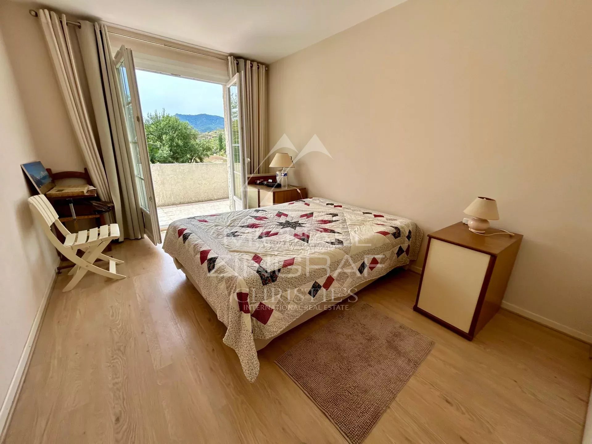 Charming property to renovate