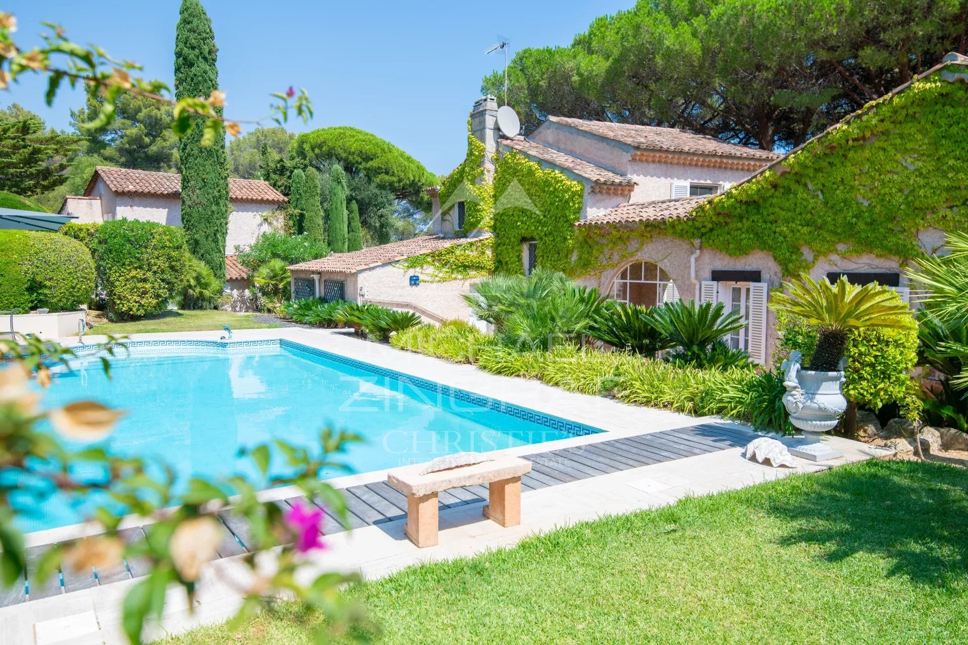 Propriété d’exception – Domaine privé de La Nartelle – Sainte-Maxime