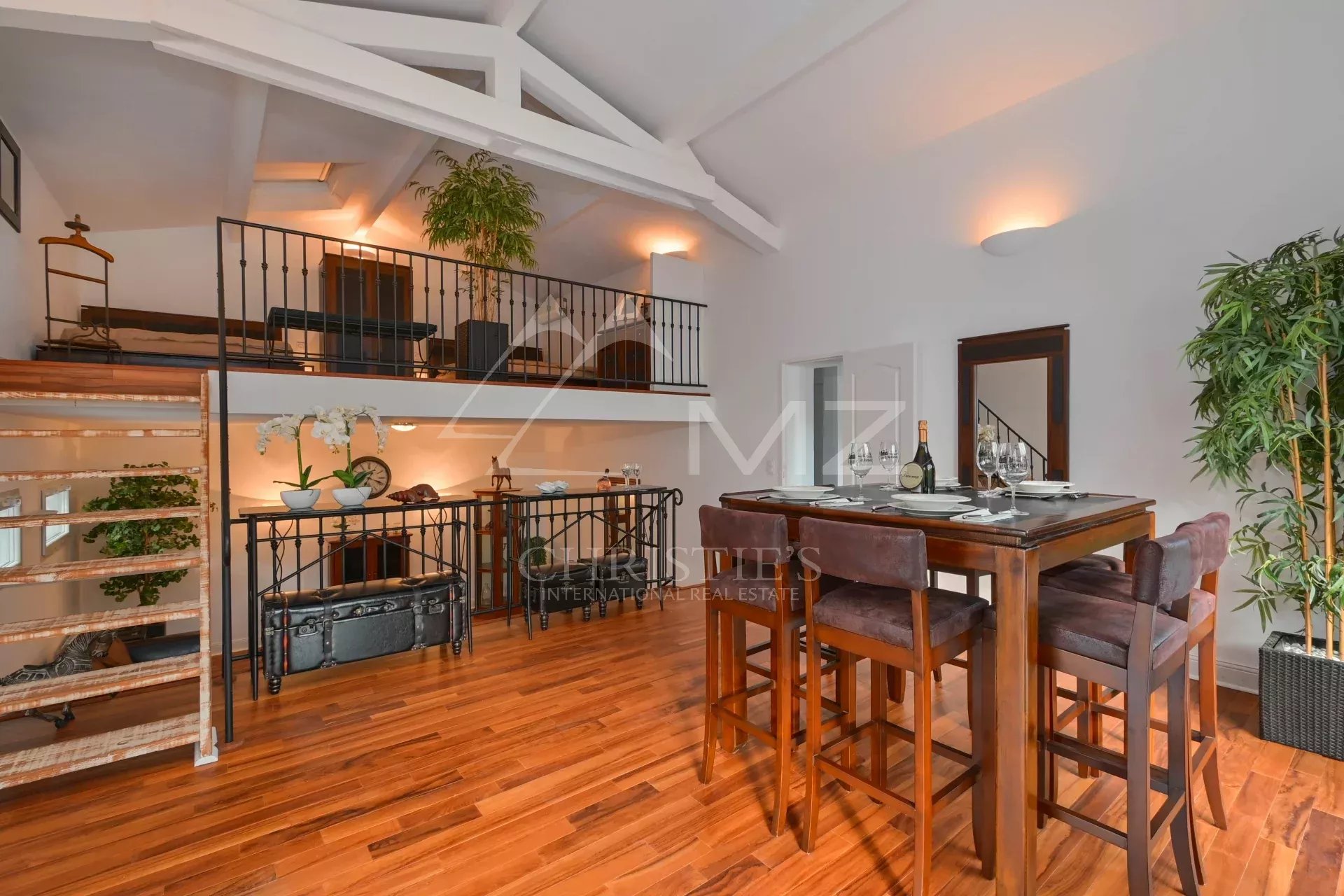 Proche Cannes - Parc Résidentiel de L'Estérel - Propriété Remarquable