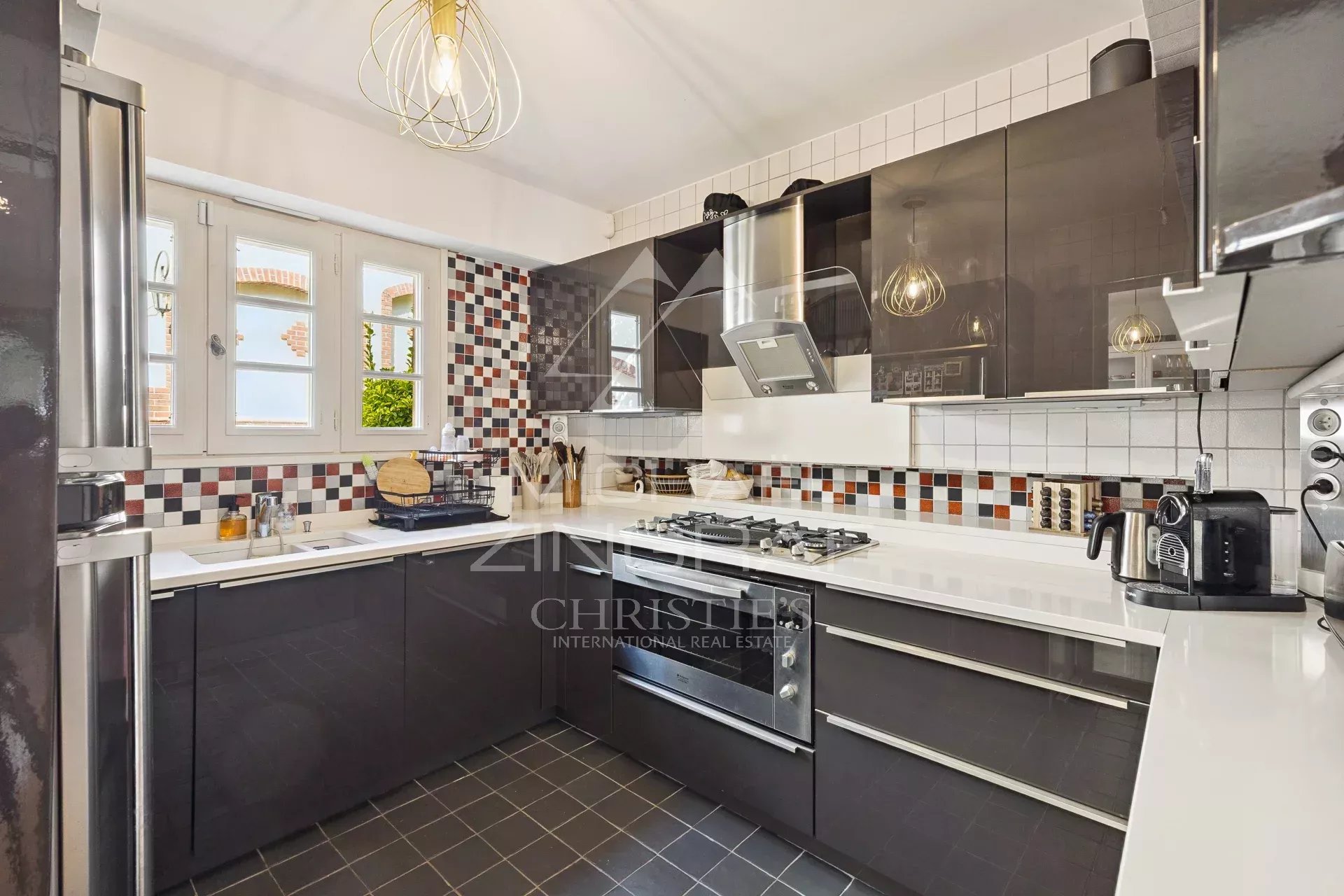 Cannes - Basse-Californie - Elegante Villa im anglo-normannischen Stil