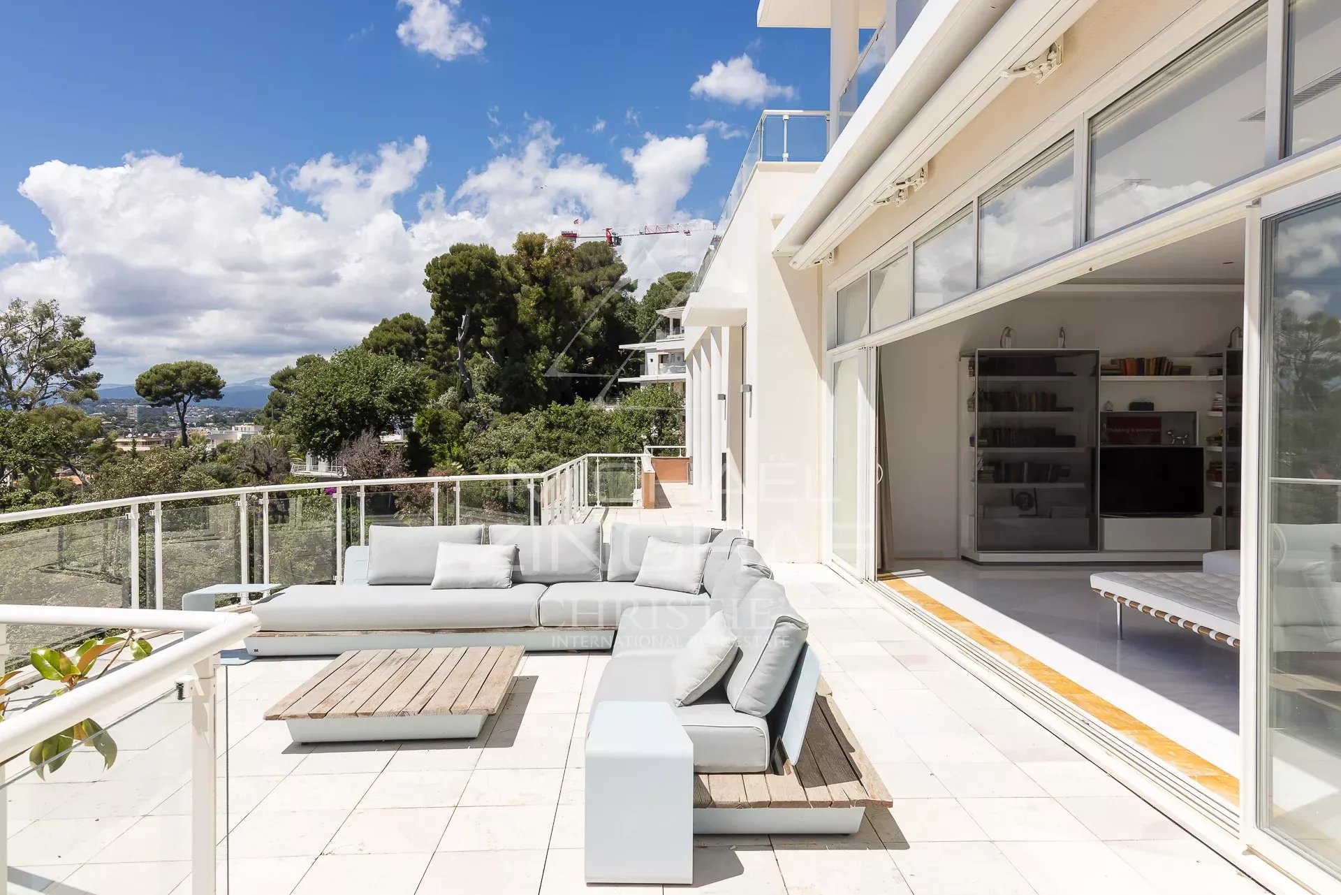 Cannes - Somptueuse villa neuve