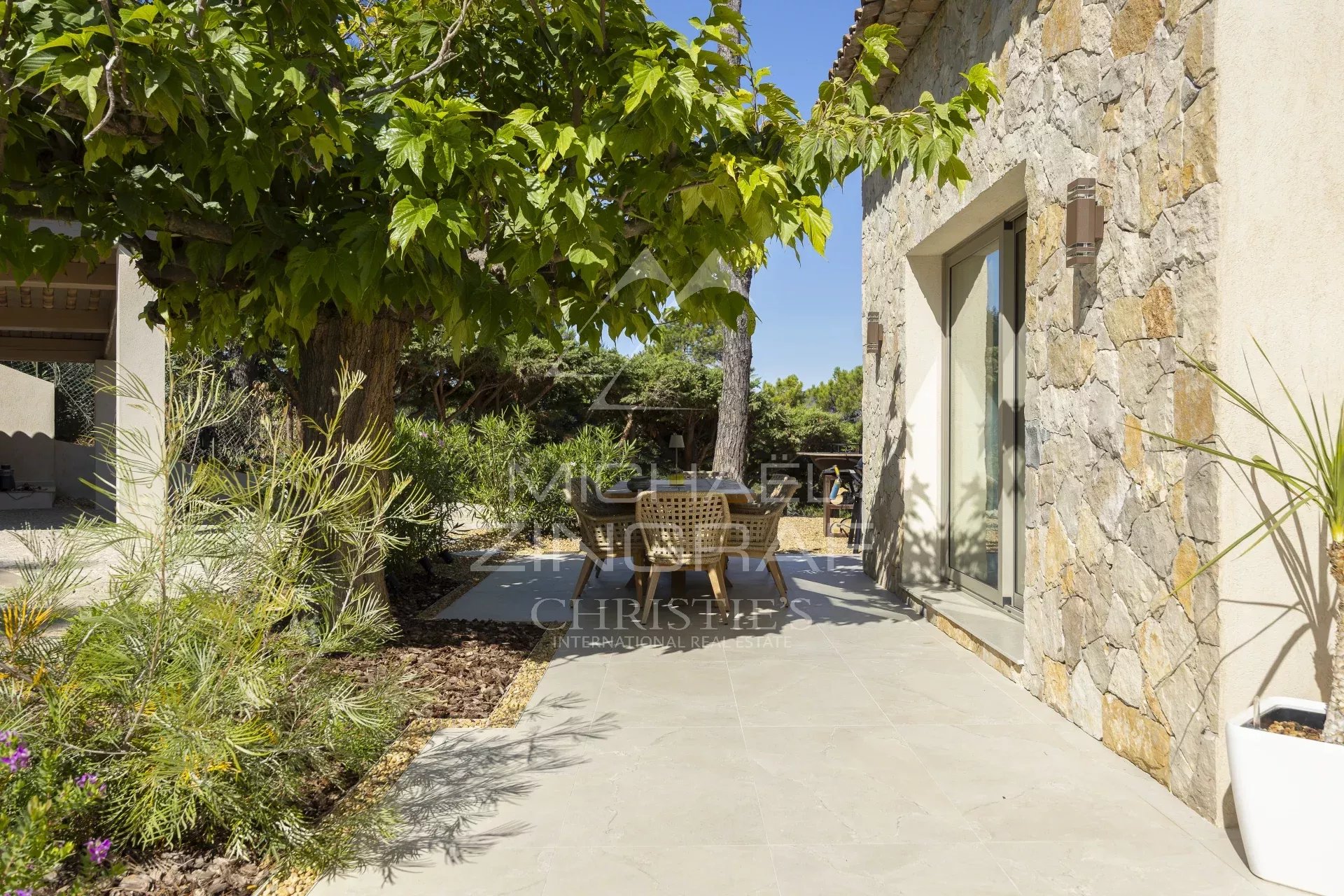 Proche Cannes - Mandelieu-la-Napoule - Villa renovée vue mer