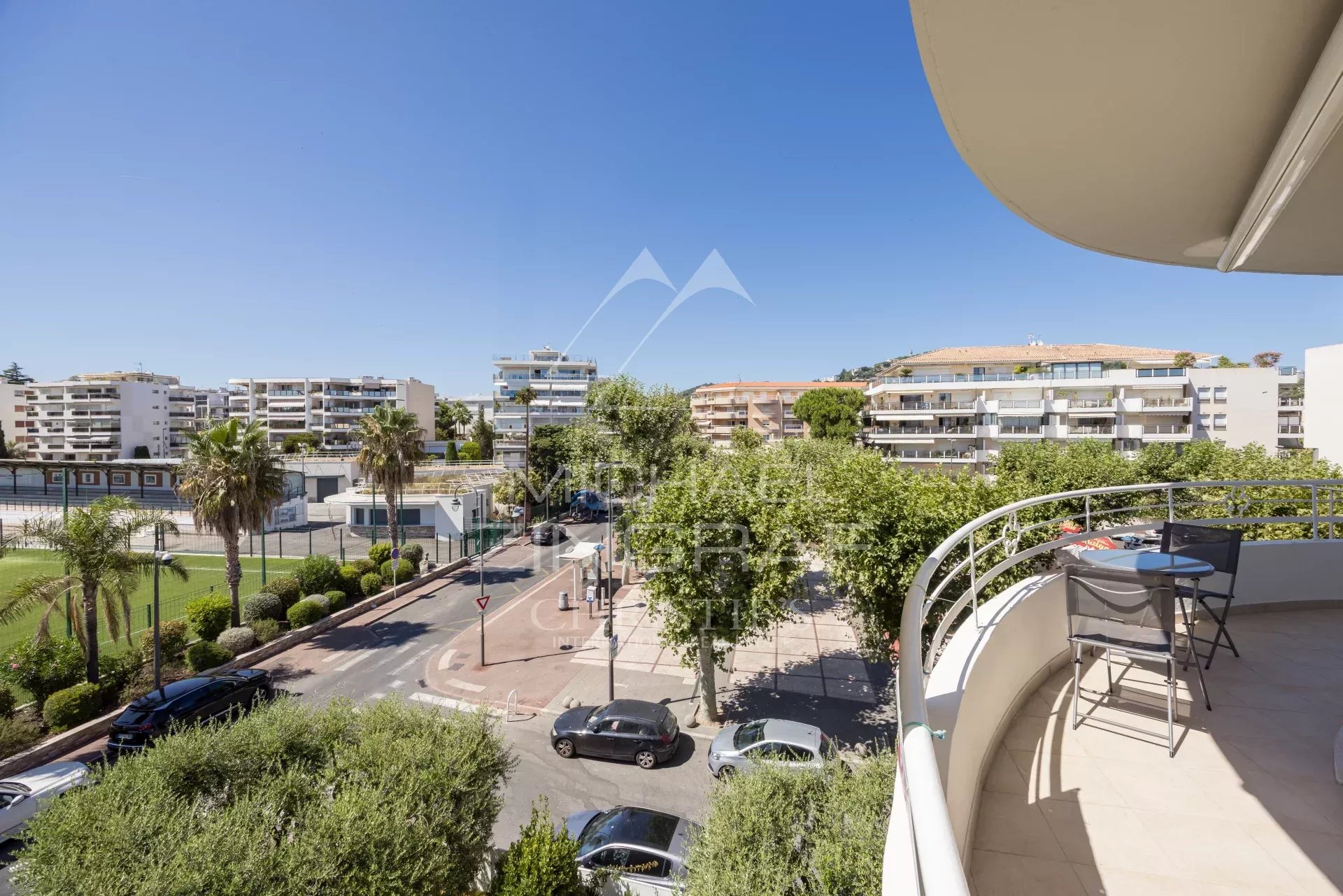 Splendid 3 rooms in the heart of Palm Beach