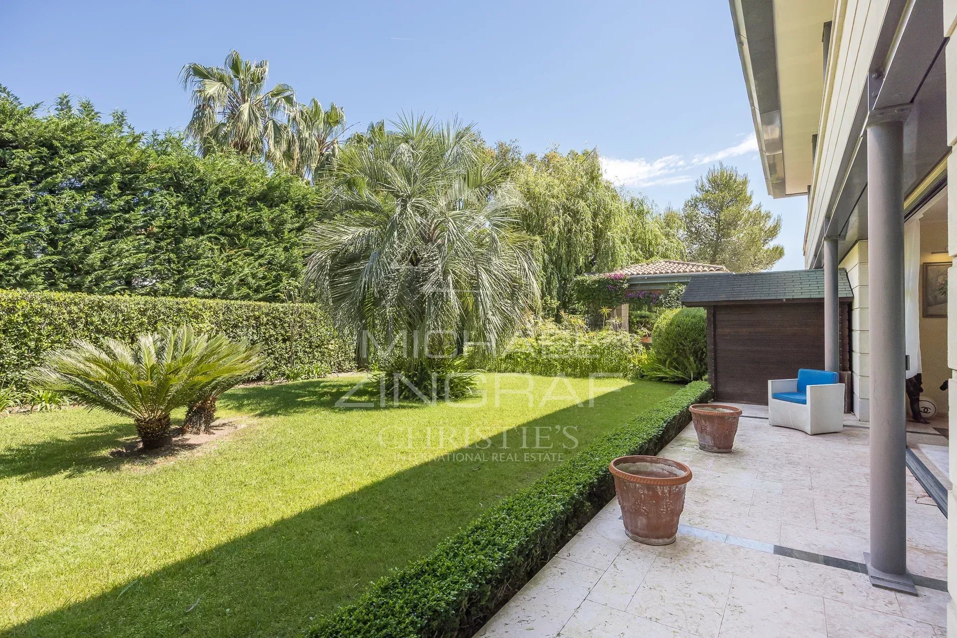 Cap d’Antibes – Zeitgenössische Eleganz in einer privaten und gesicherten Domäne