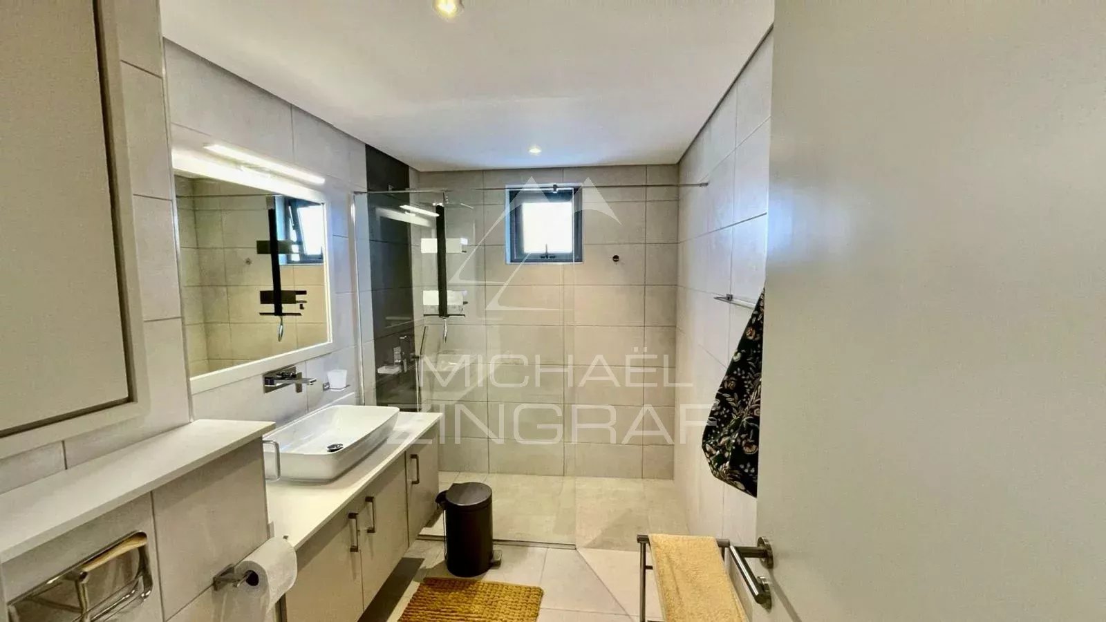 2 bedrooms apartment in Pereybere