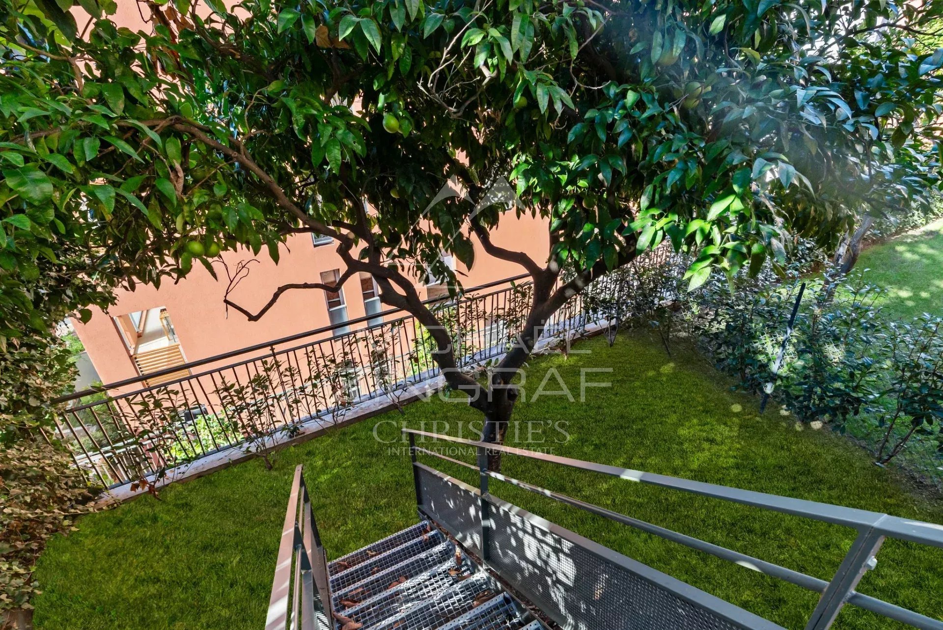 Menton – New 93 m² Apartment with Garden