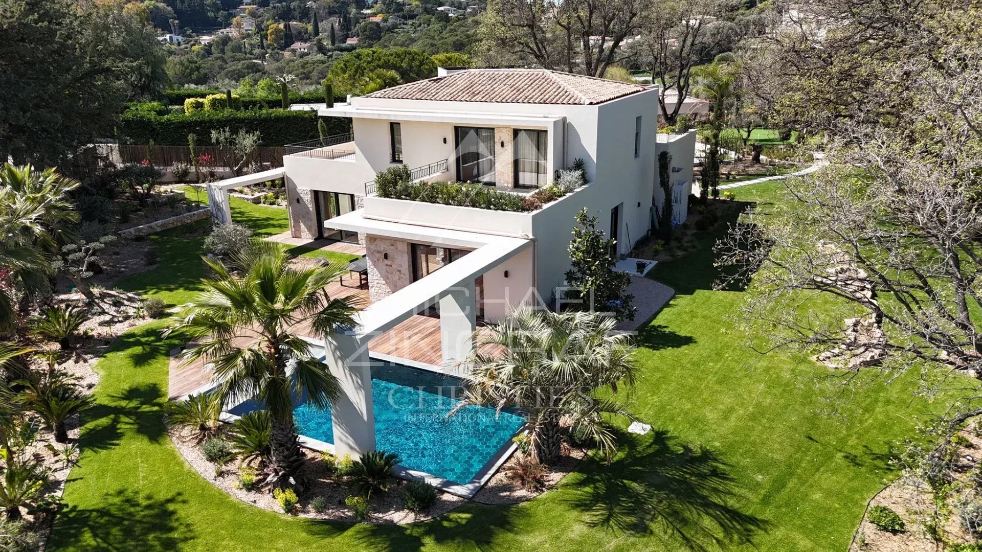 Villa contemporaine en cours de finition